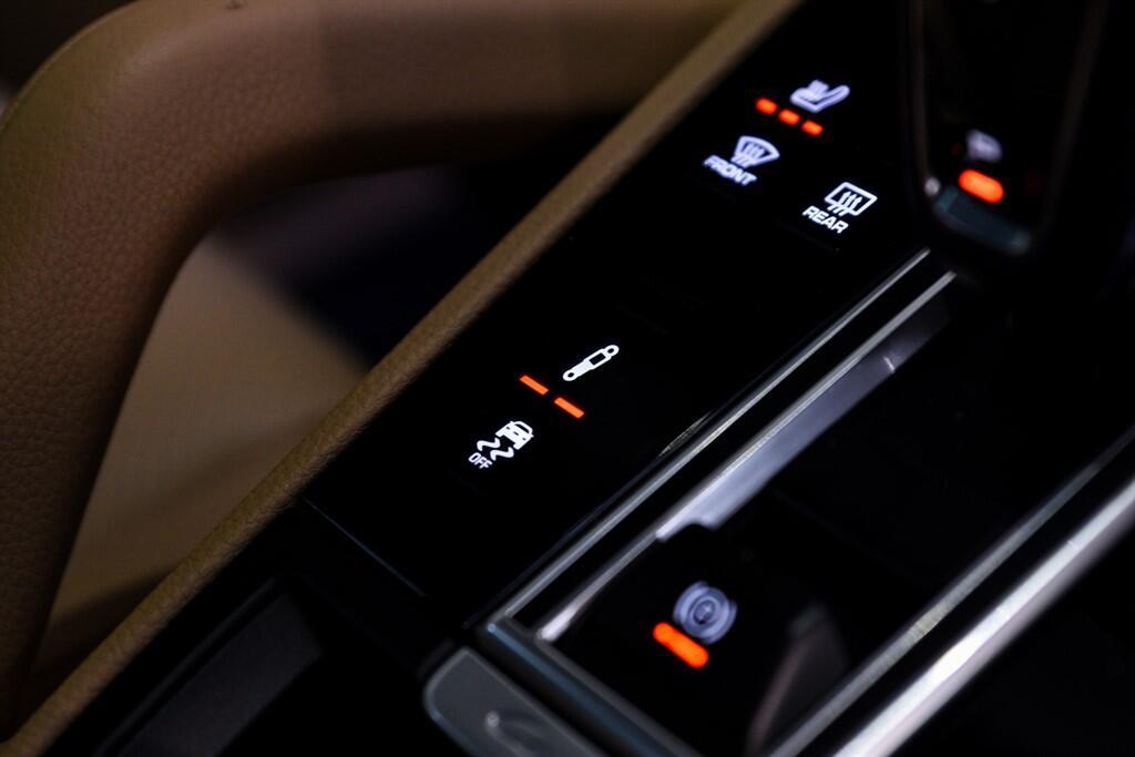 Porsche Cayenne - Image 30