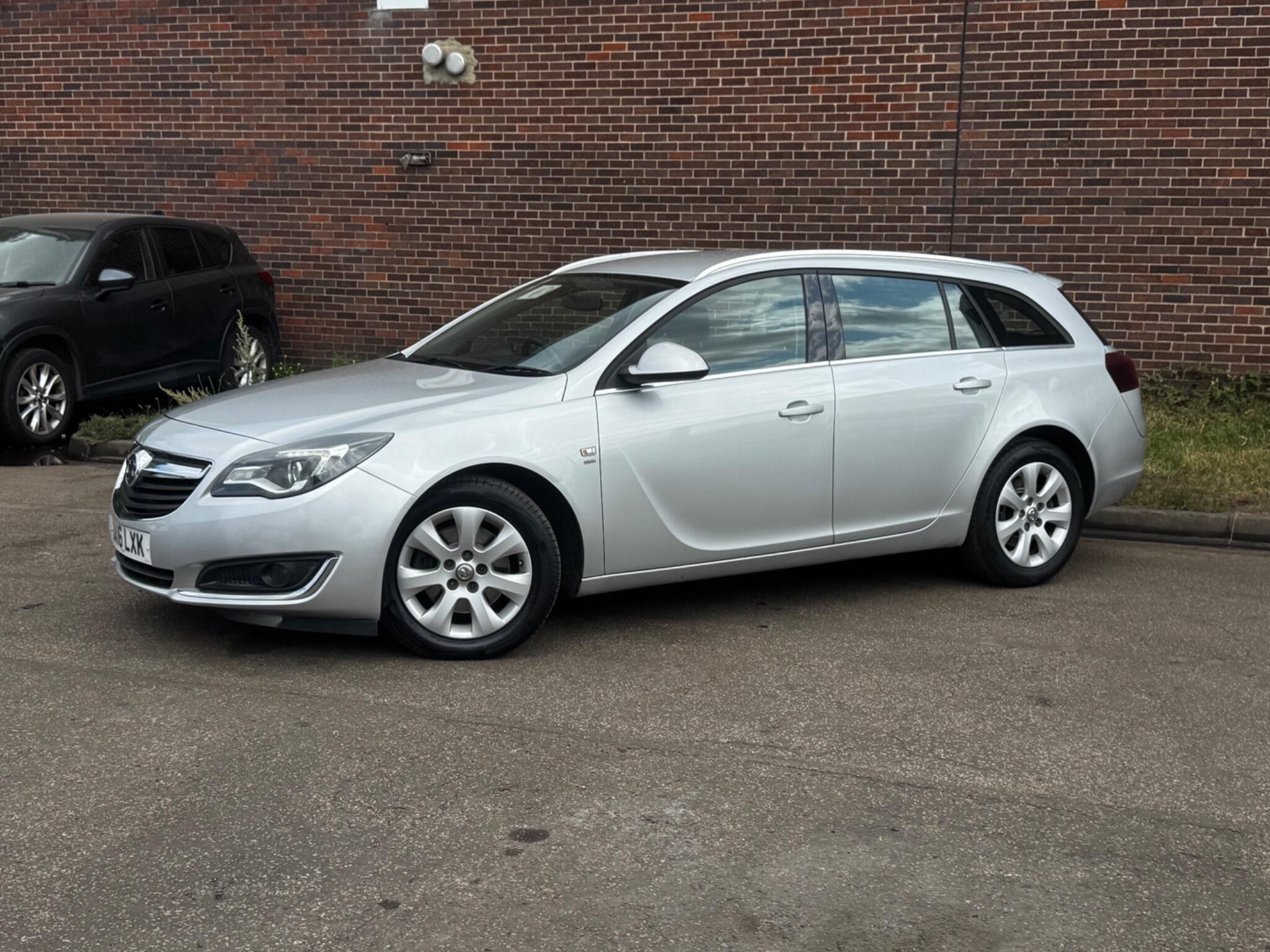 Vauxhall Insignia - Image 15