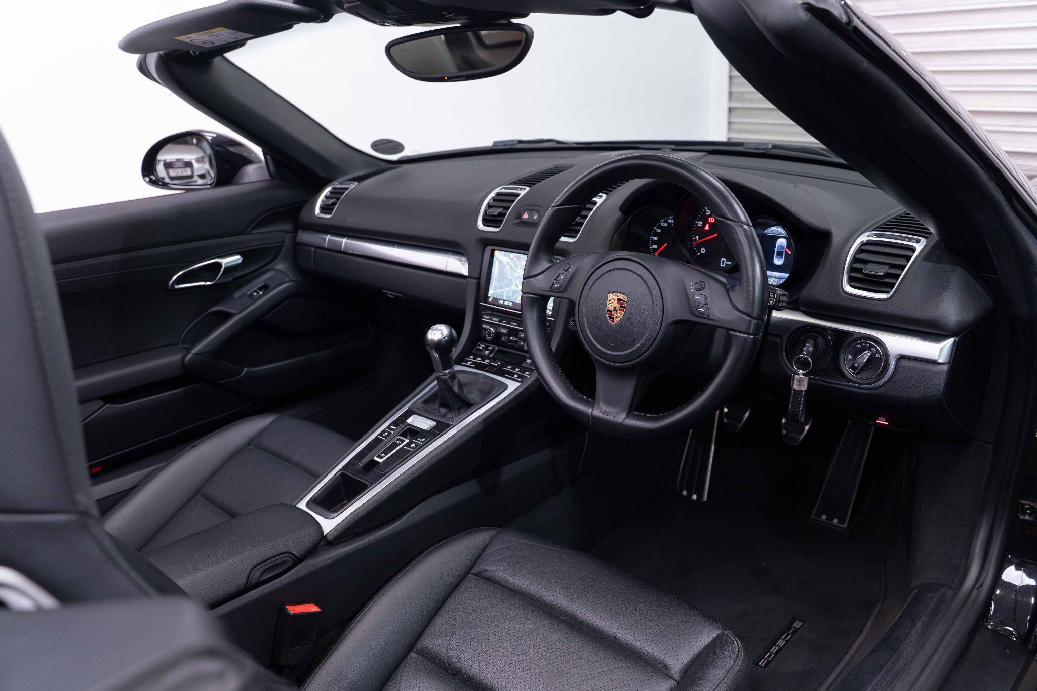 Porsche Boxster - Image 9