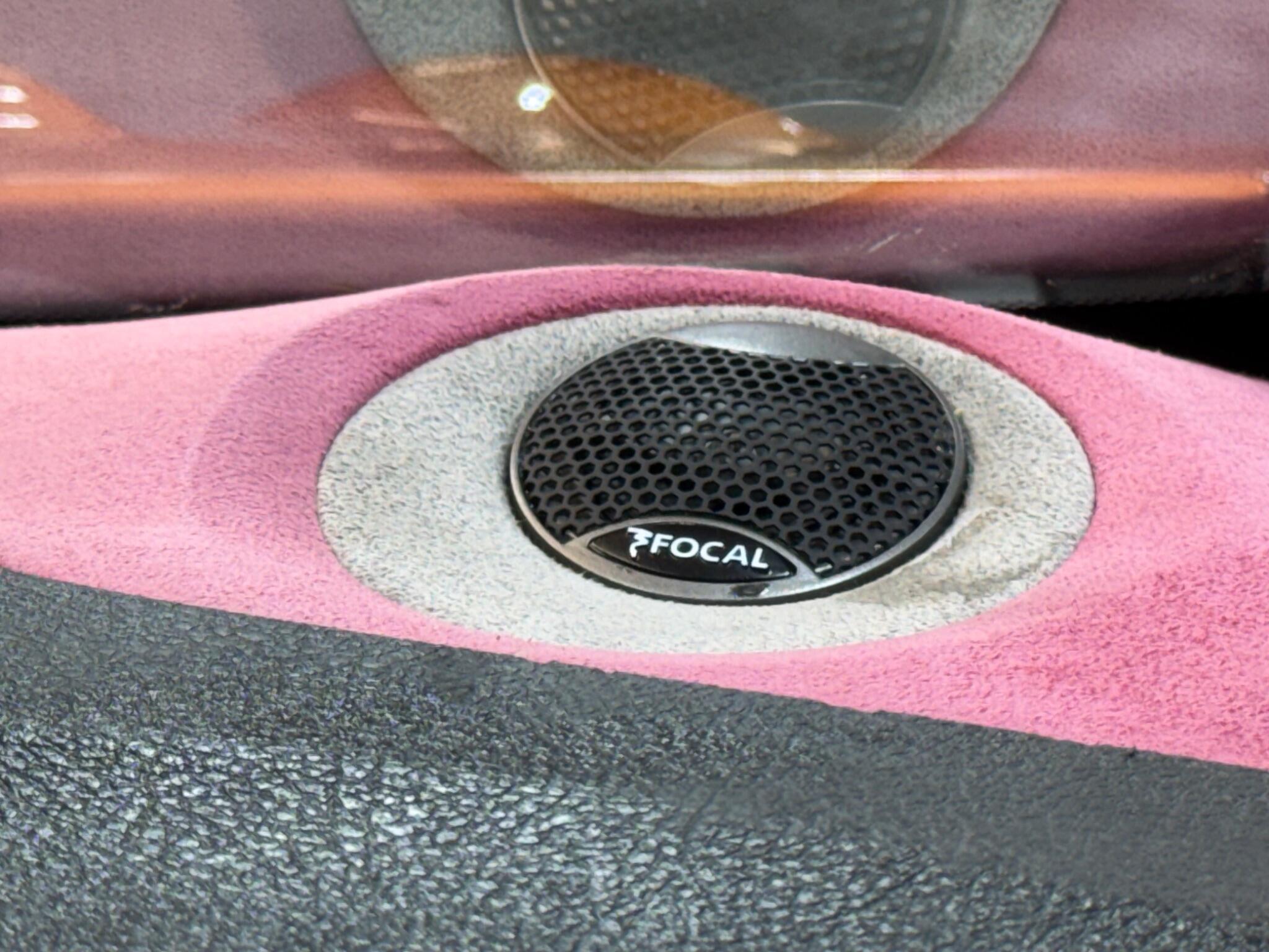 Toyota Vellfire - Image 13
