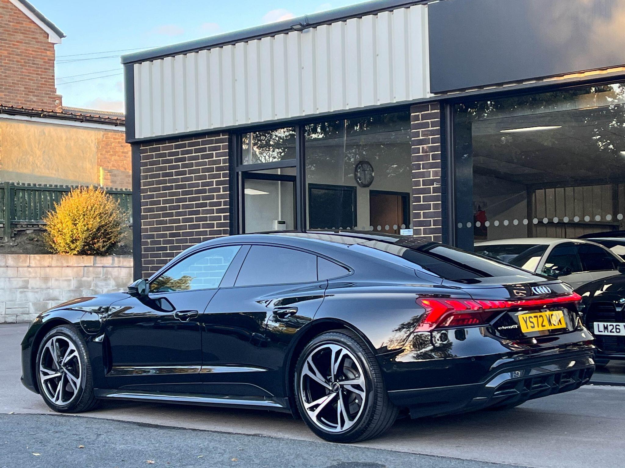 Audi E-Tron GT - Image 4