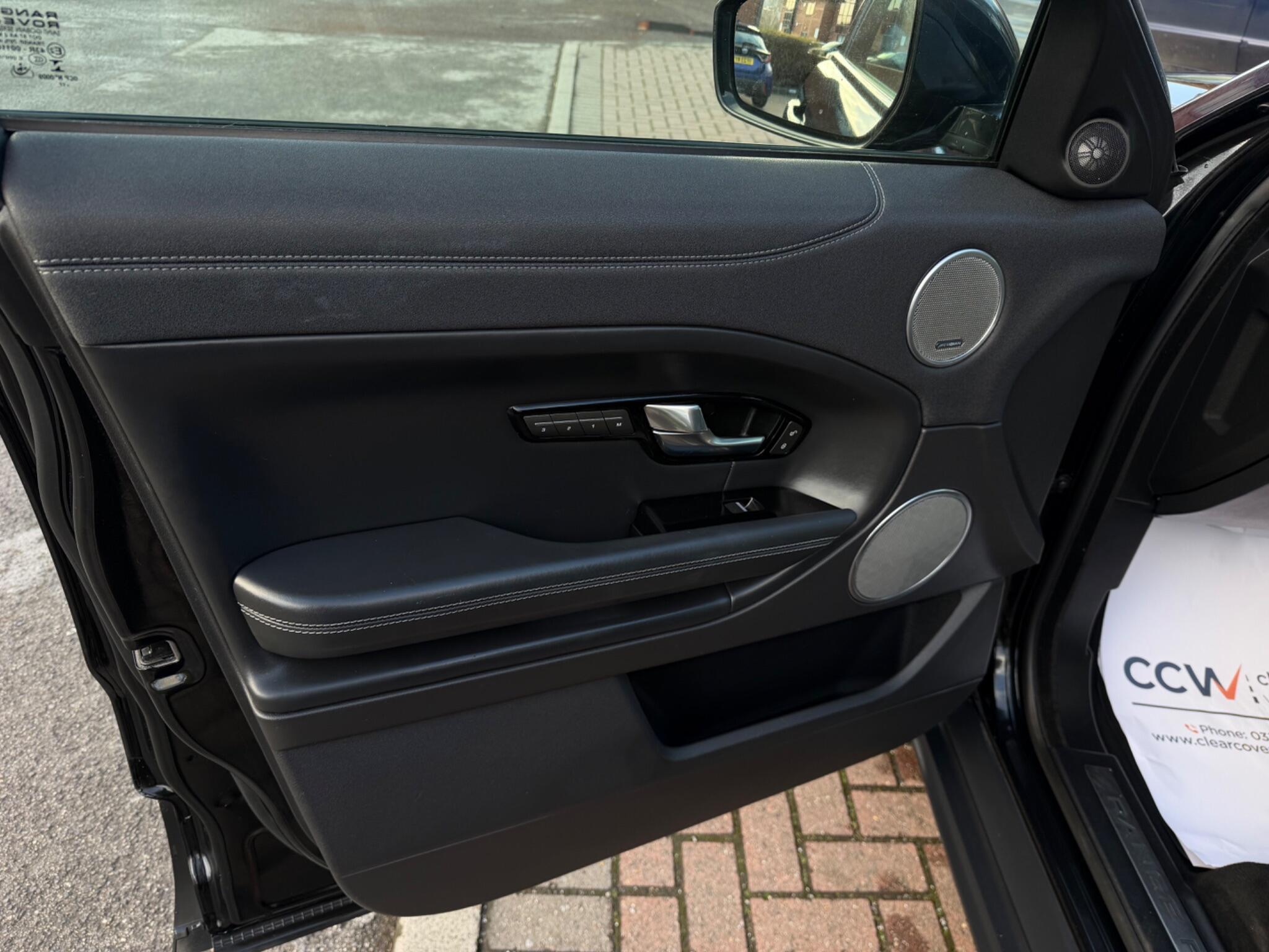 Land Rover Range Rover Evoque - Image 41