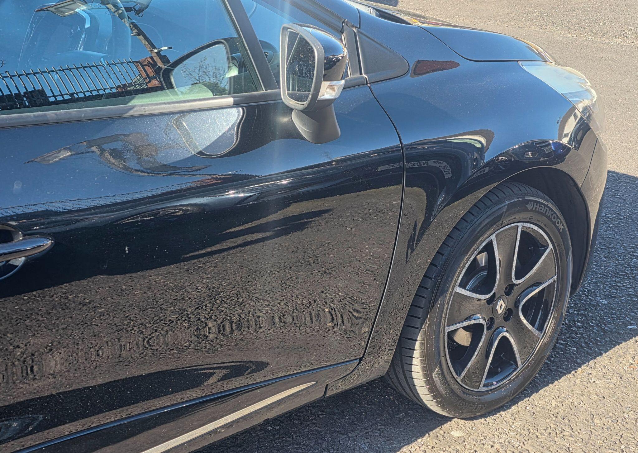 Renault Clio - Image 10