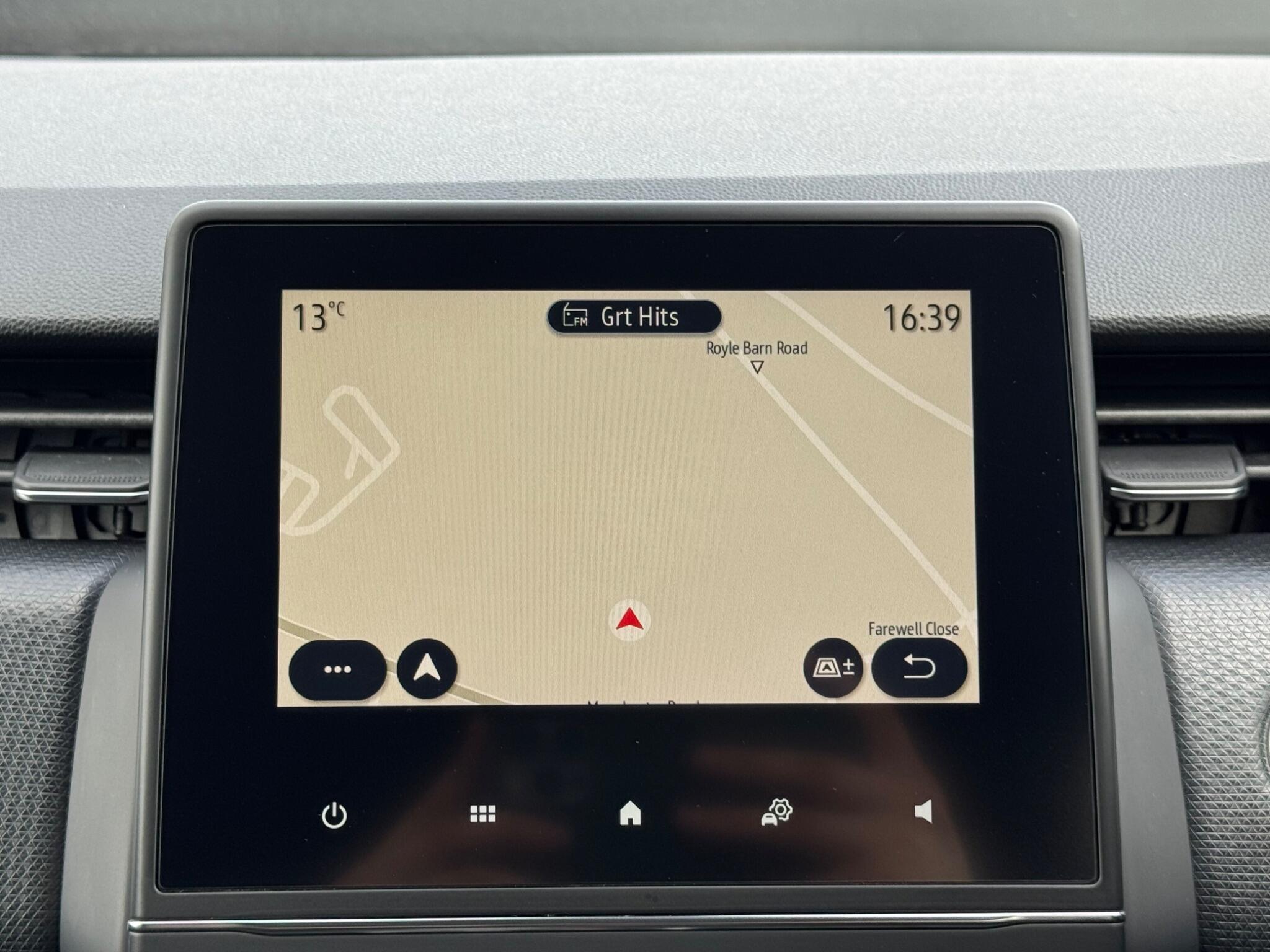 Renault Clio - Image 36