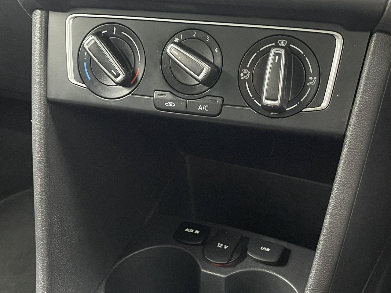 Volkswagen Polo - Image 40