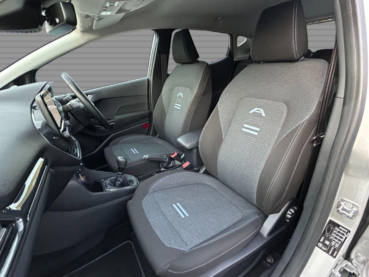 Ford Fiesta - Image 17