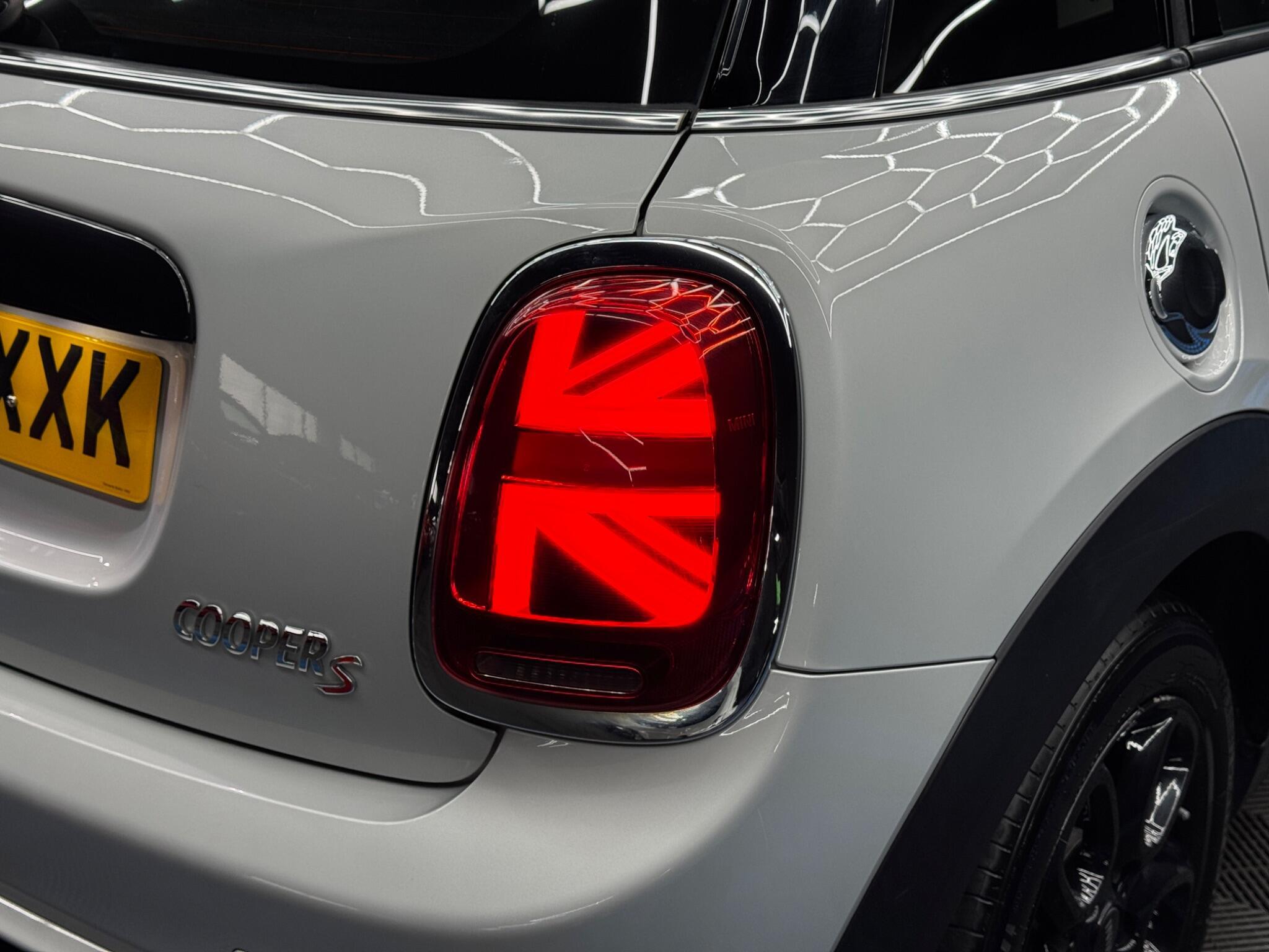 MINI Hatch - Image 42