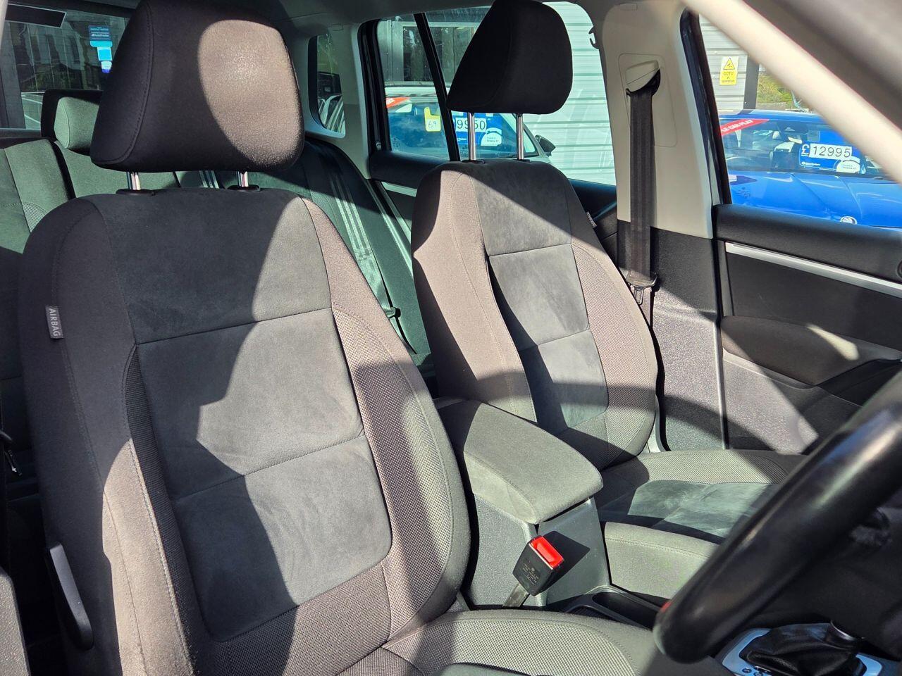 Volkswagen Tiguan - Image 9