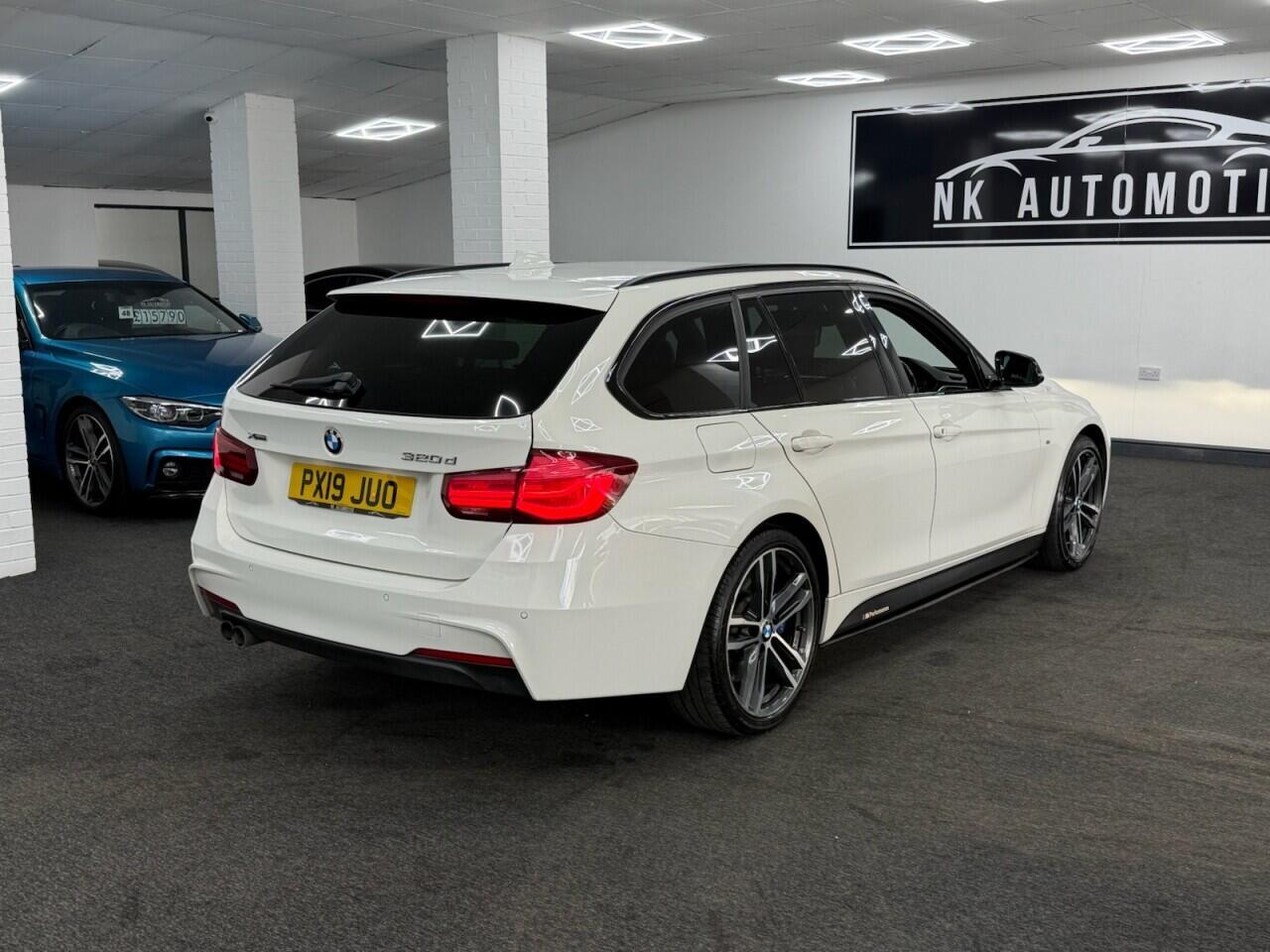 BMW 3 Series - Image 4