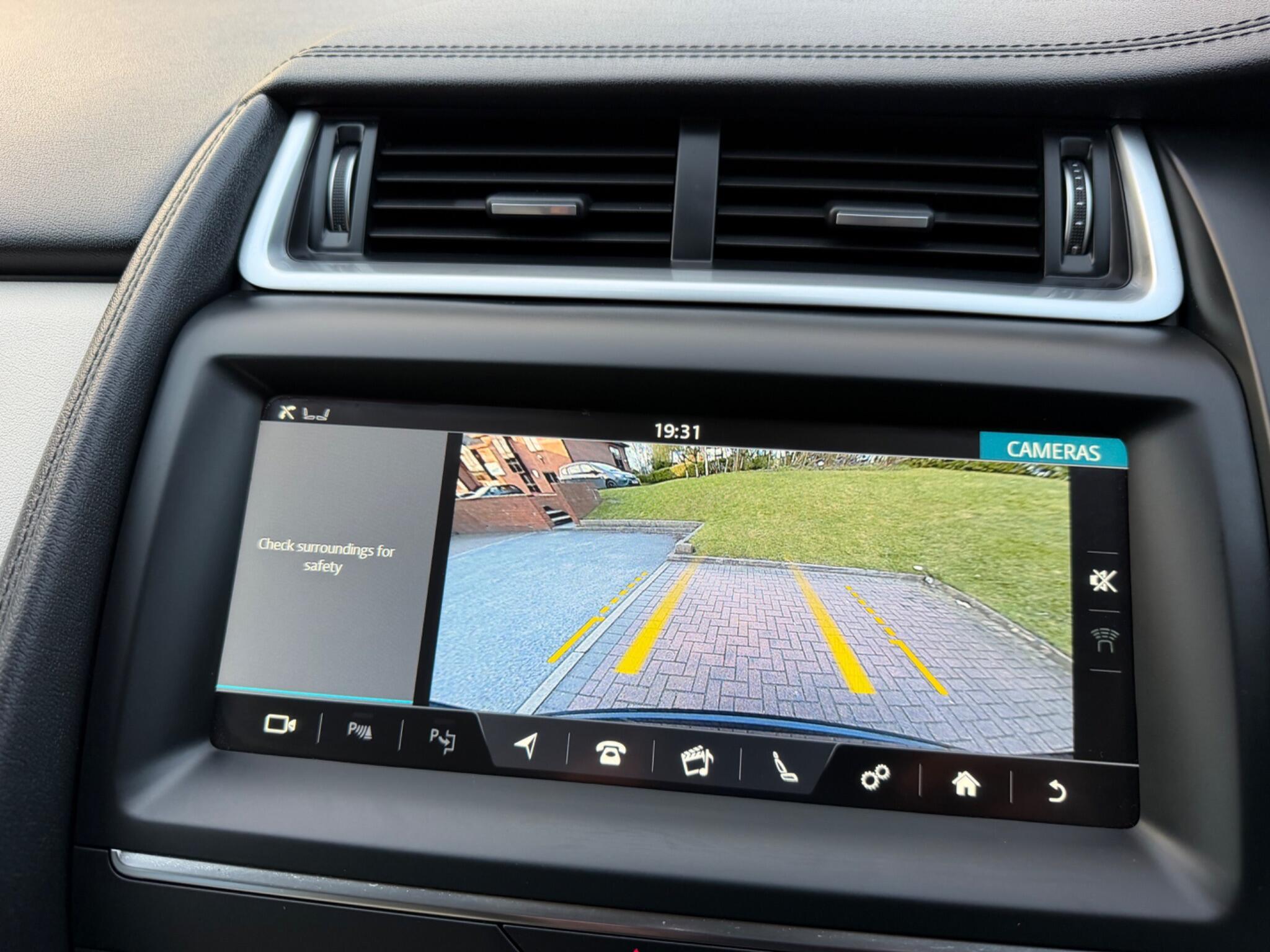 Jaguar E-Pace - Image 58