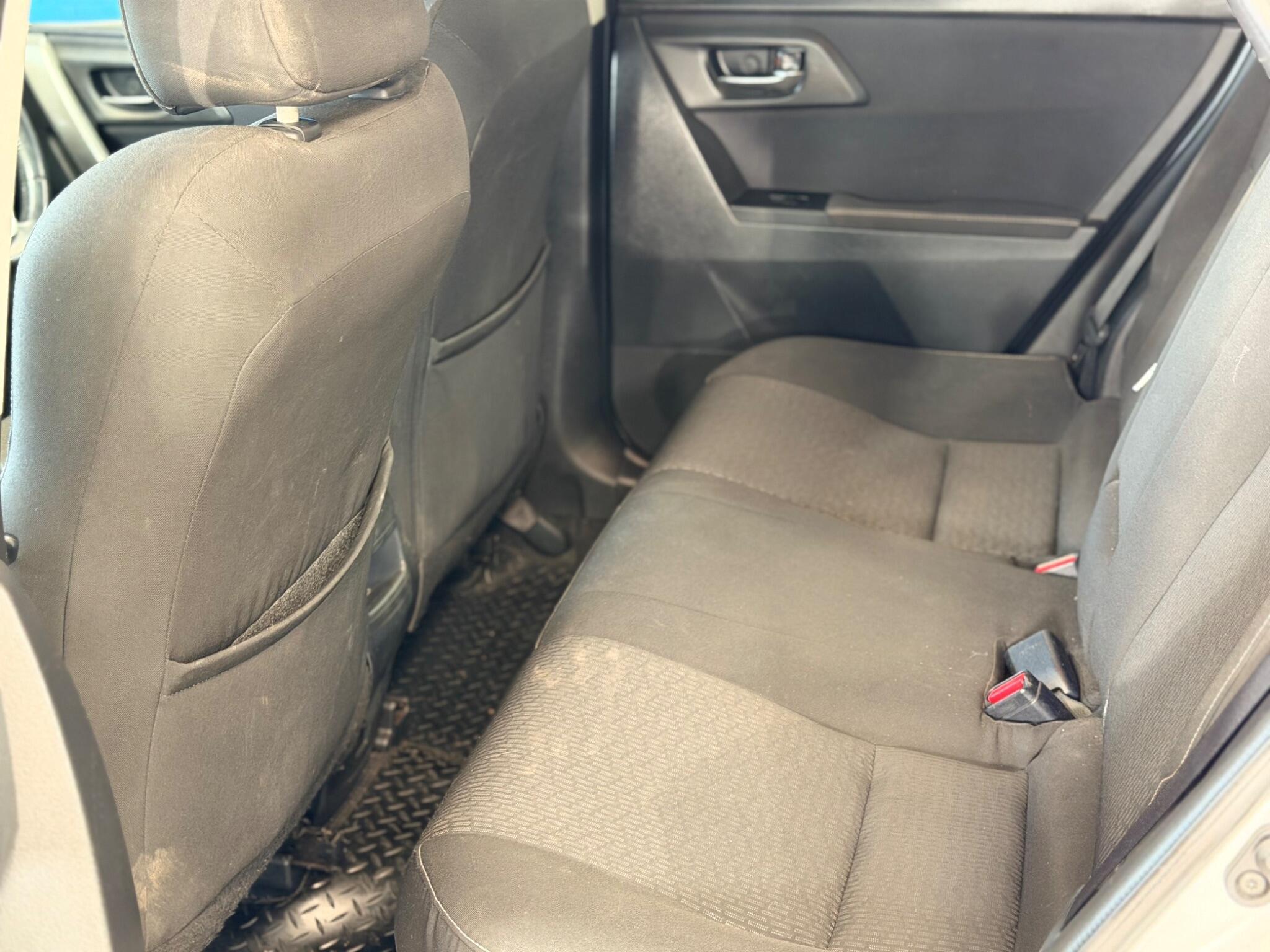 Toyota Auris - Image 33