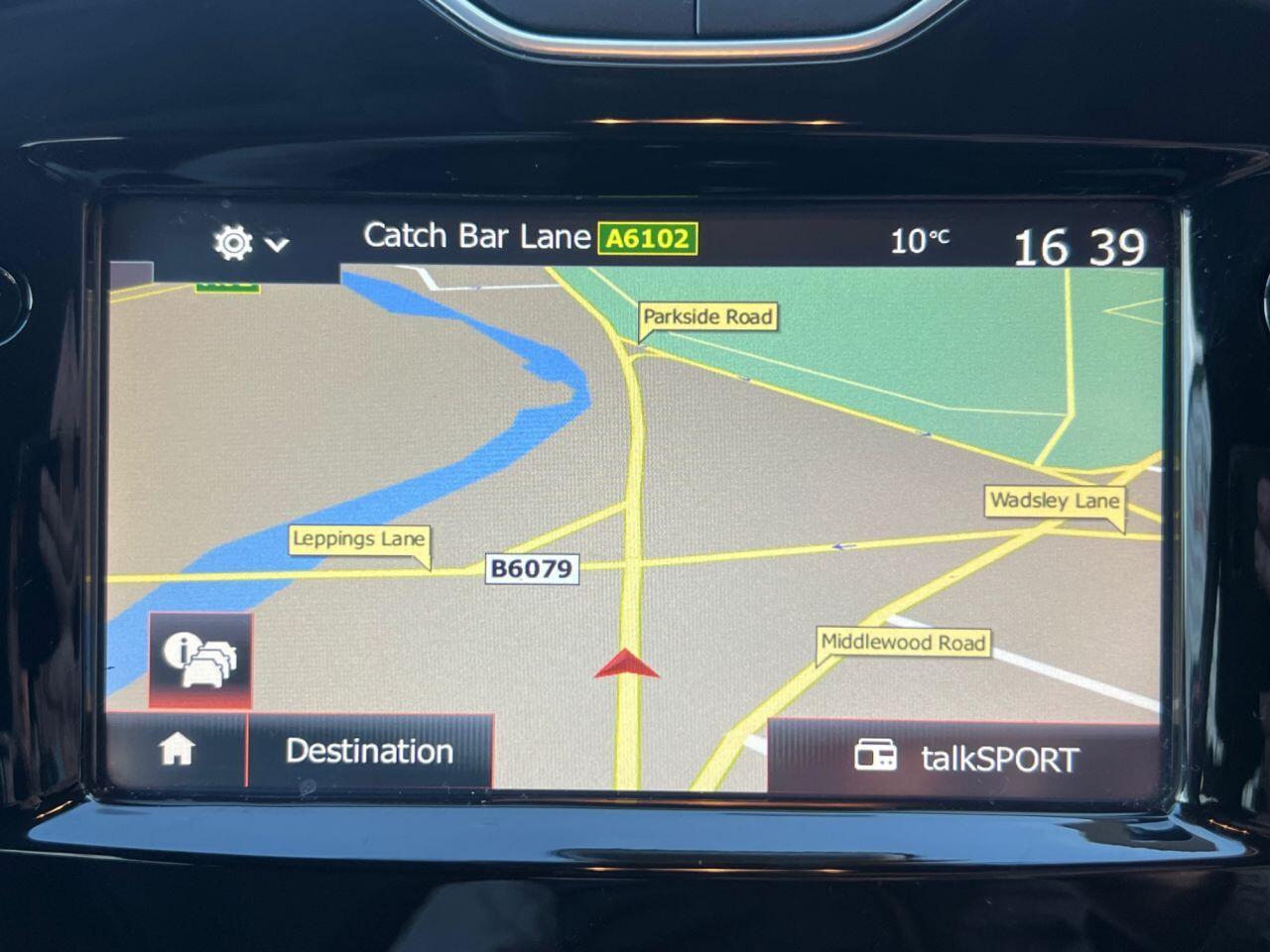 Renault Clio - Image 2