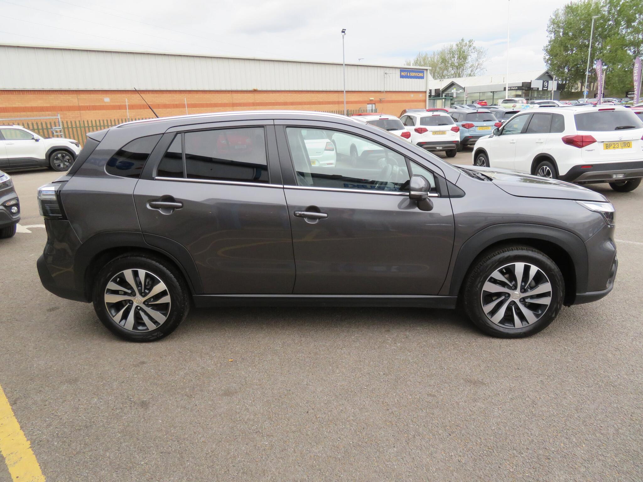 Suzuki S-Cross - Image 12