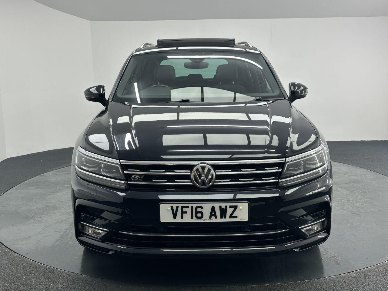 Volkswagen Tiguan - Image 5