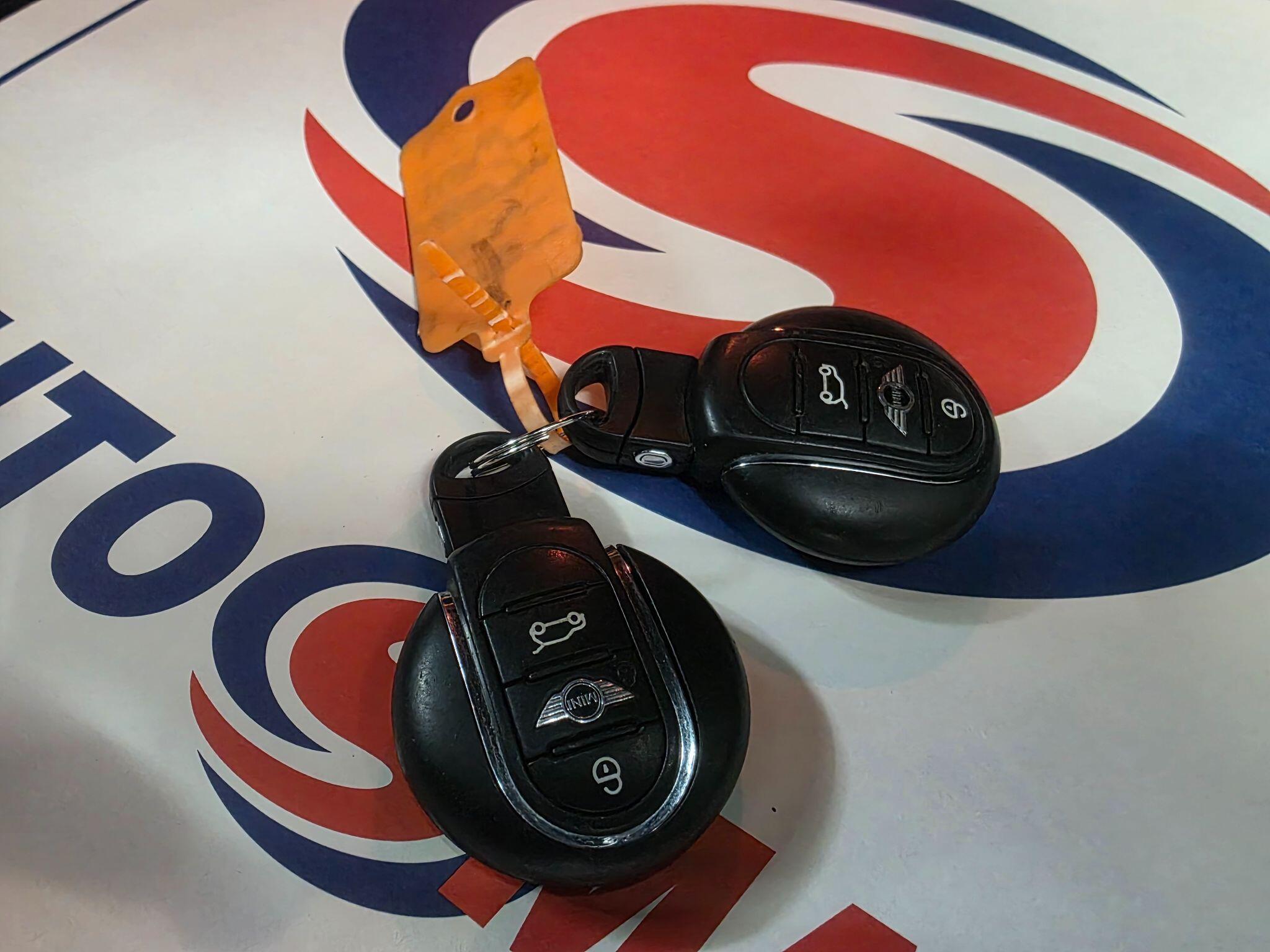 MINI Hatch - Image 33