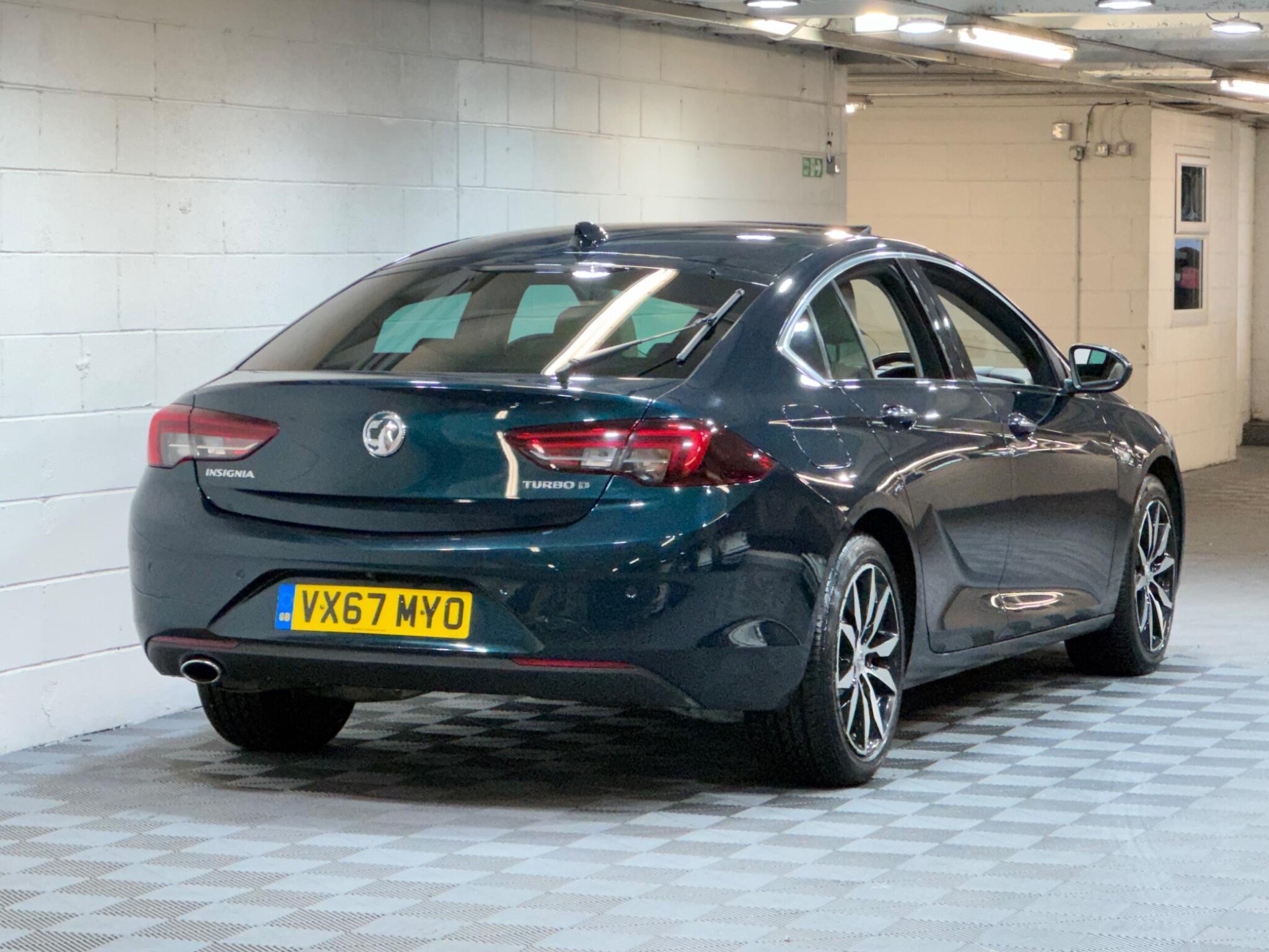 Vauxhall Insignia - Image 5