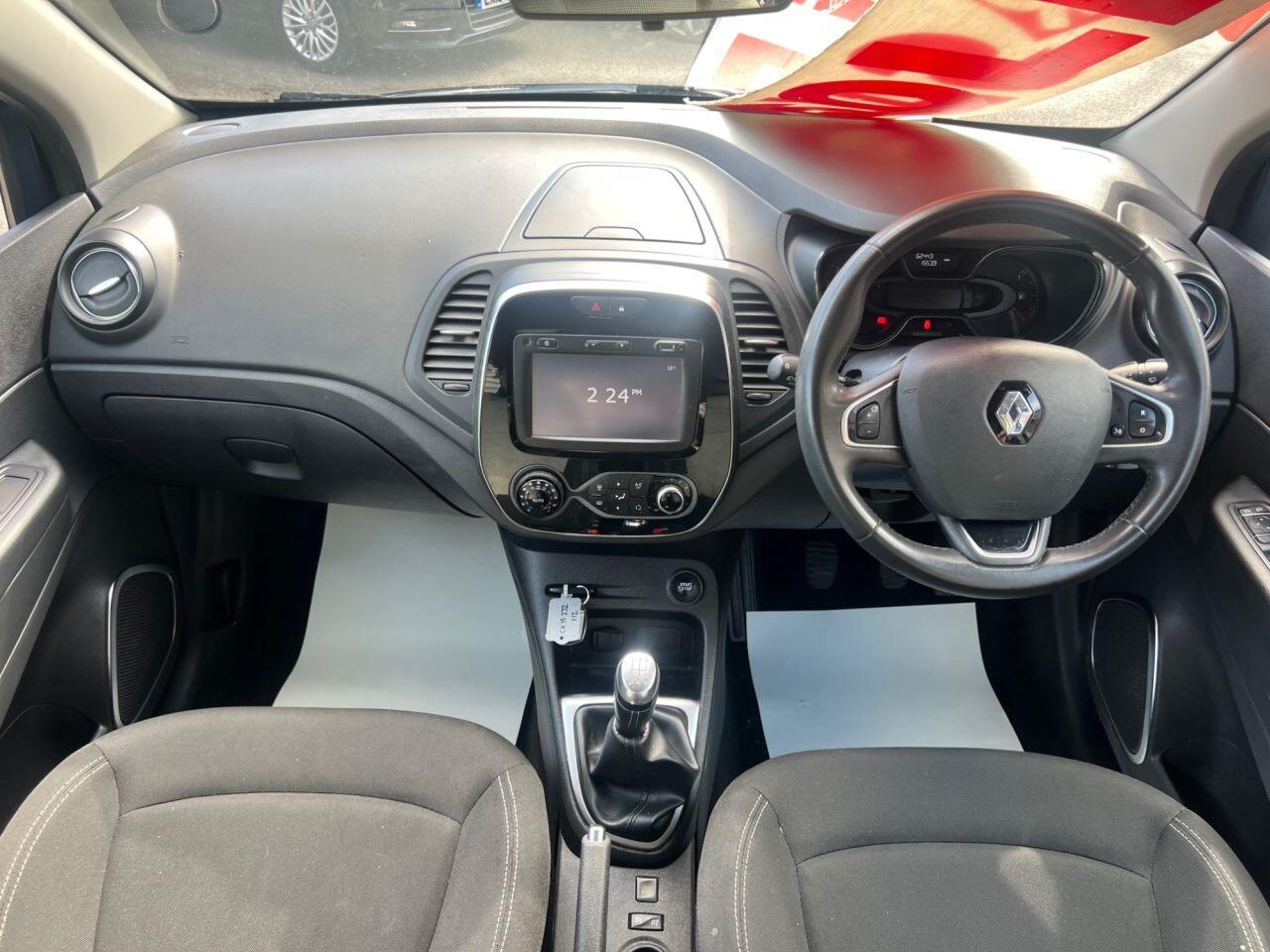 Renault Captur - Image 19
