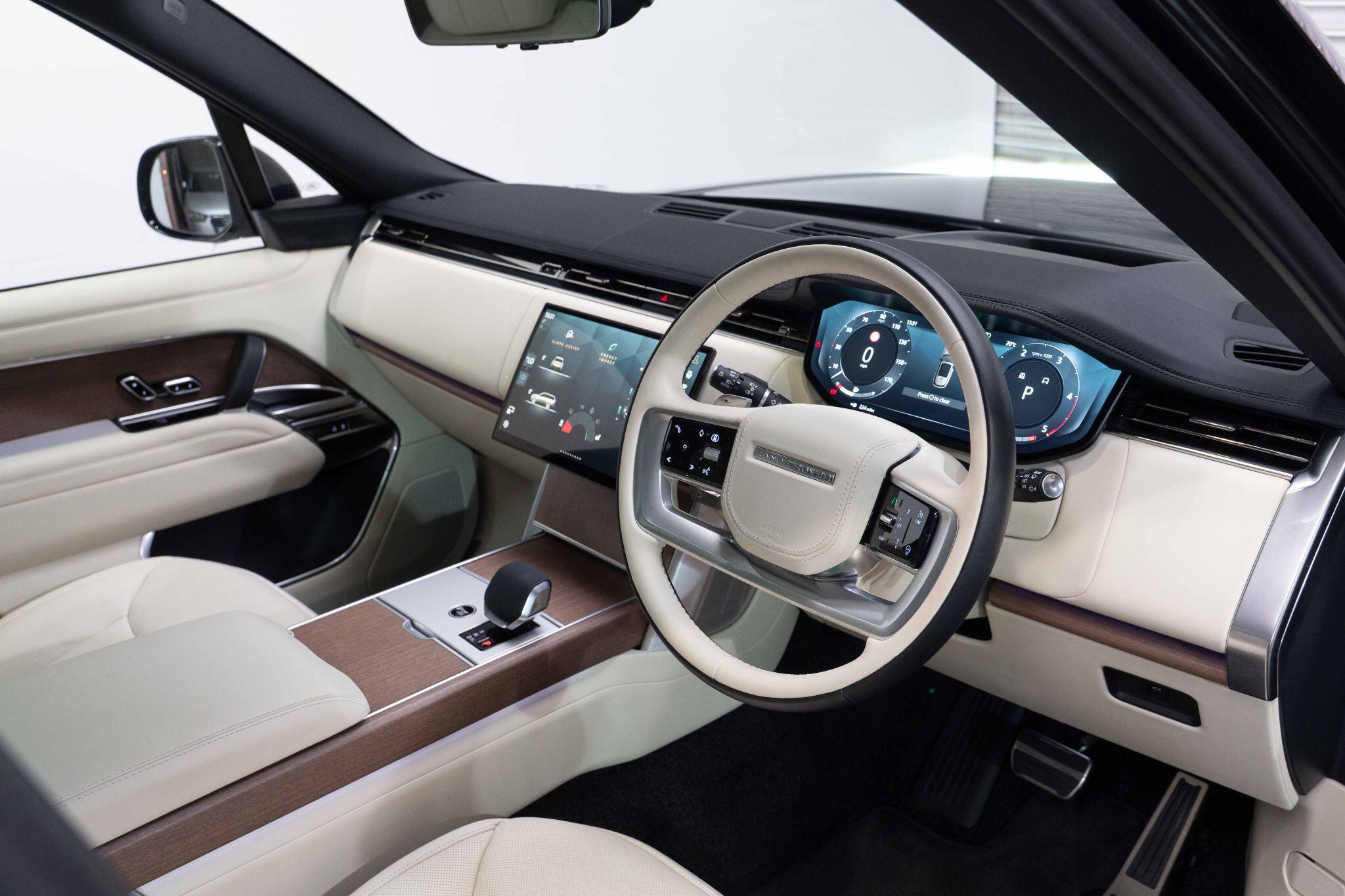 Land Rover Range Rover - Image 17