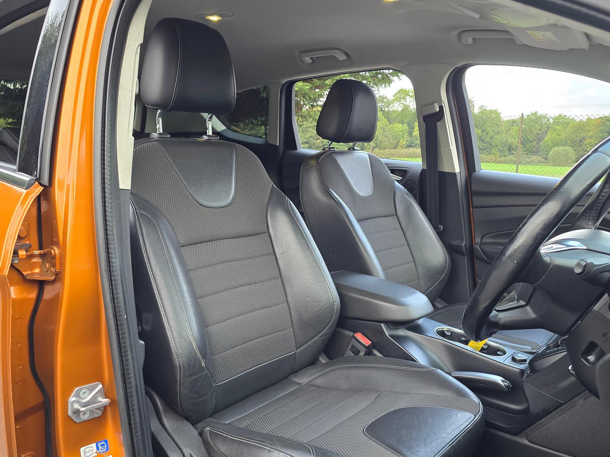 Ford Kuga - Image 13