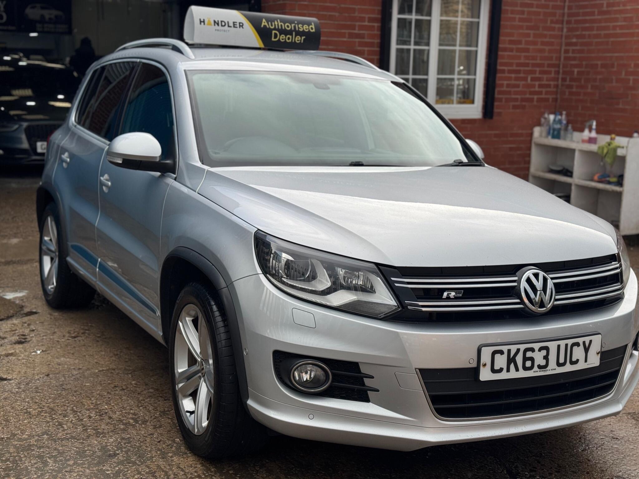 Volkswagen Tiguan - Image 13