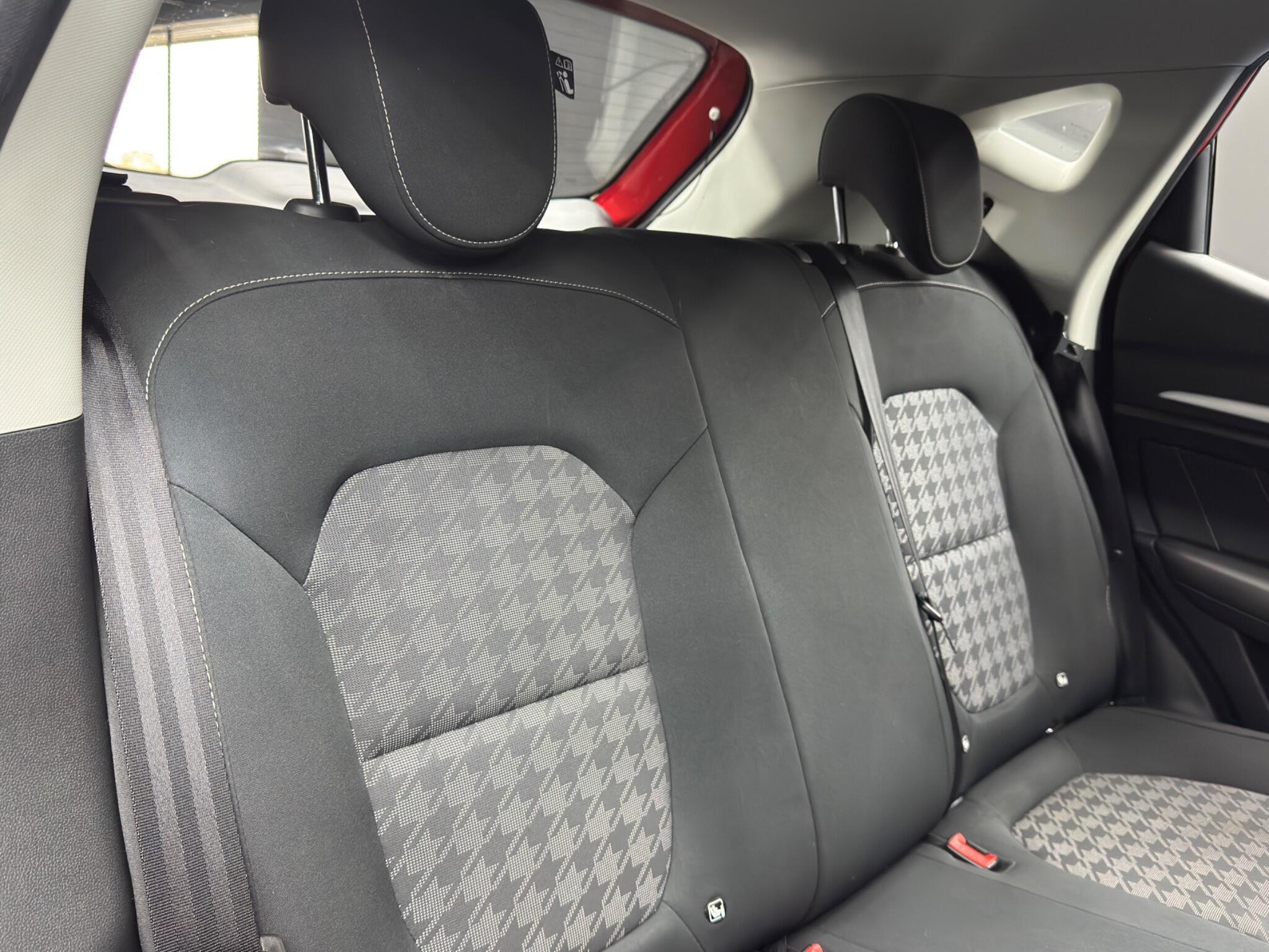 MG MG ZS - Image 15