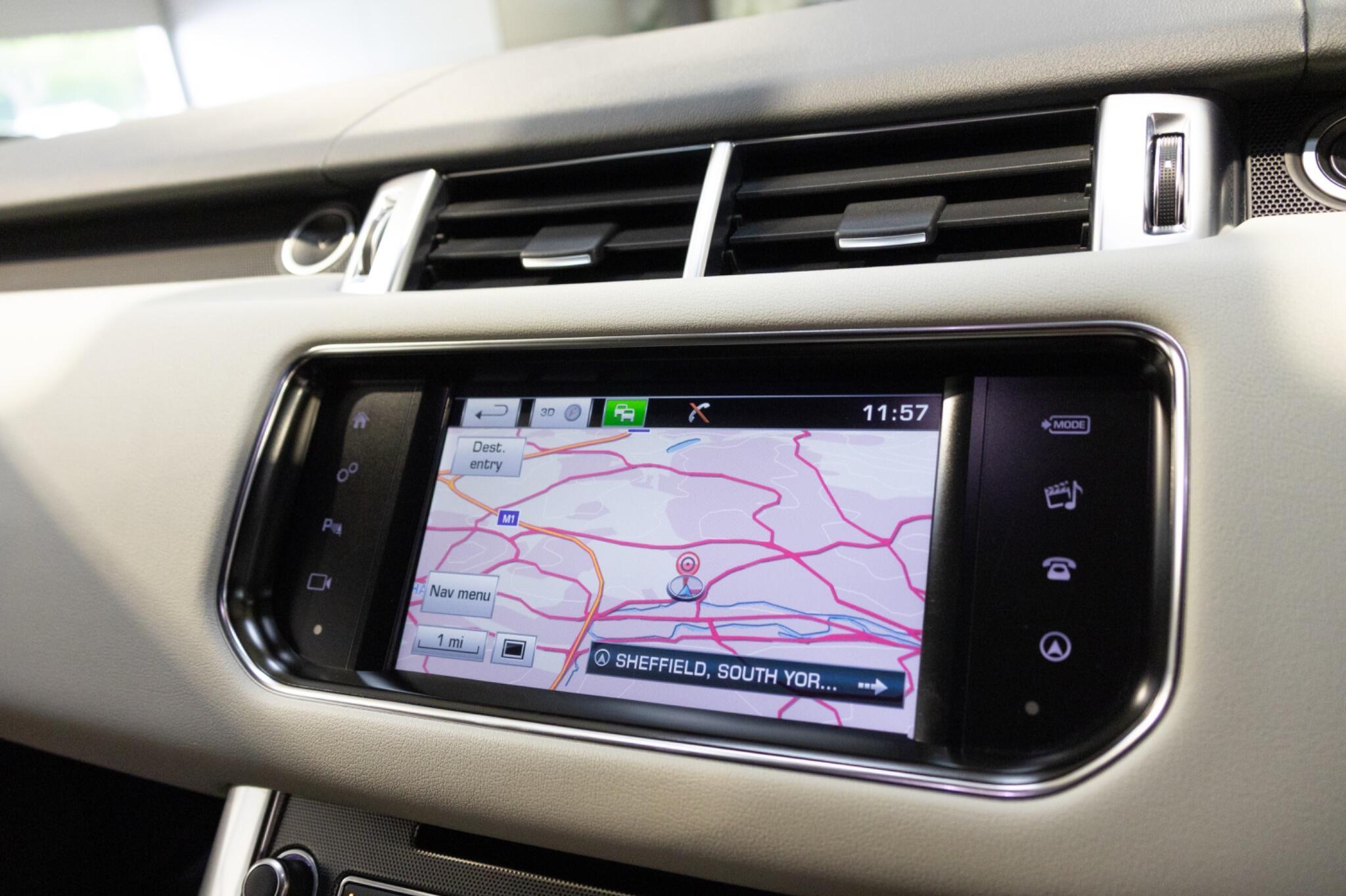 Land Rover RANGE ROVER SPORT - Image 17