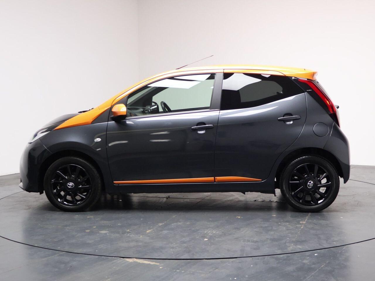 Toyota Aygo - Image 9