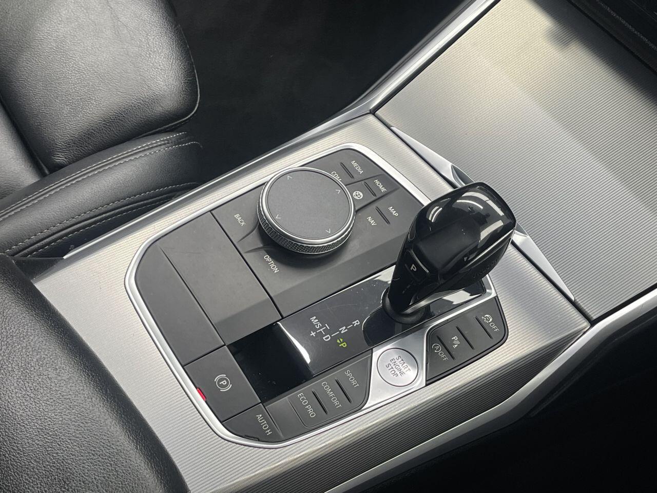 BMW 3 Series - Image 27