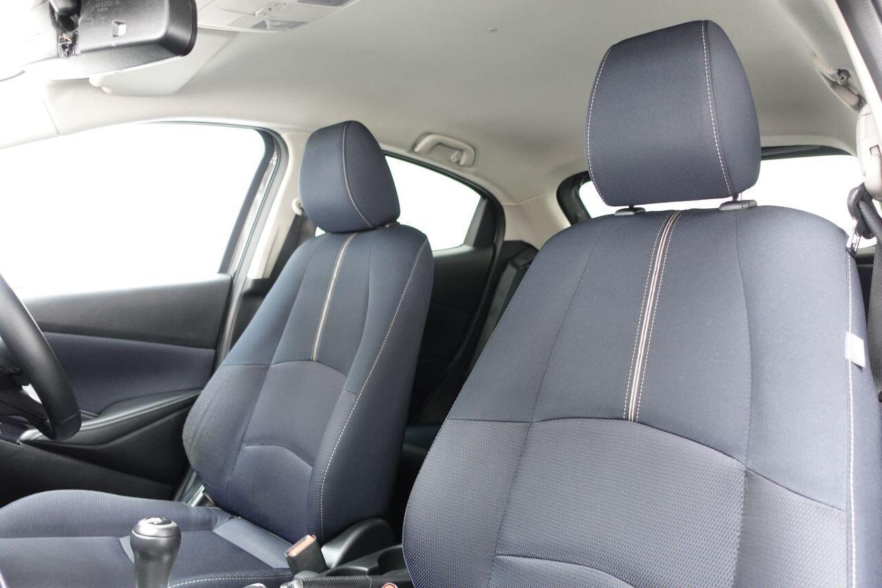 Mazda MAZDA2 - Image 17
