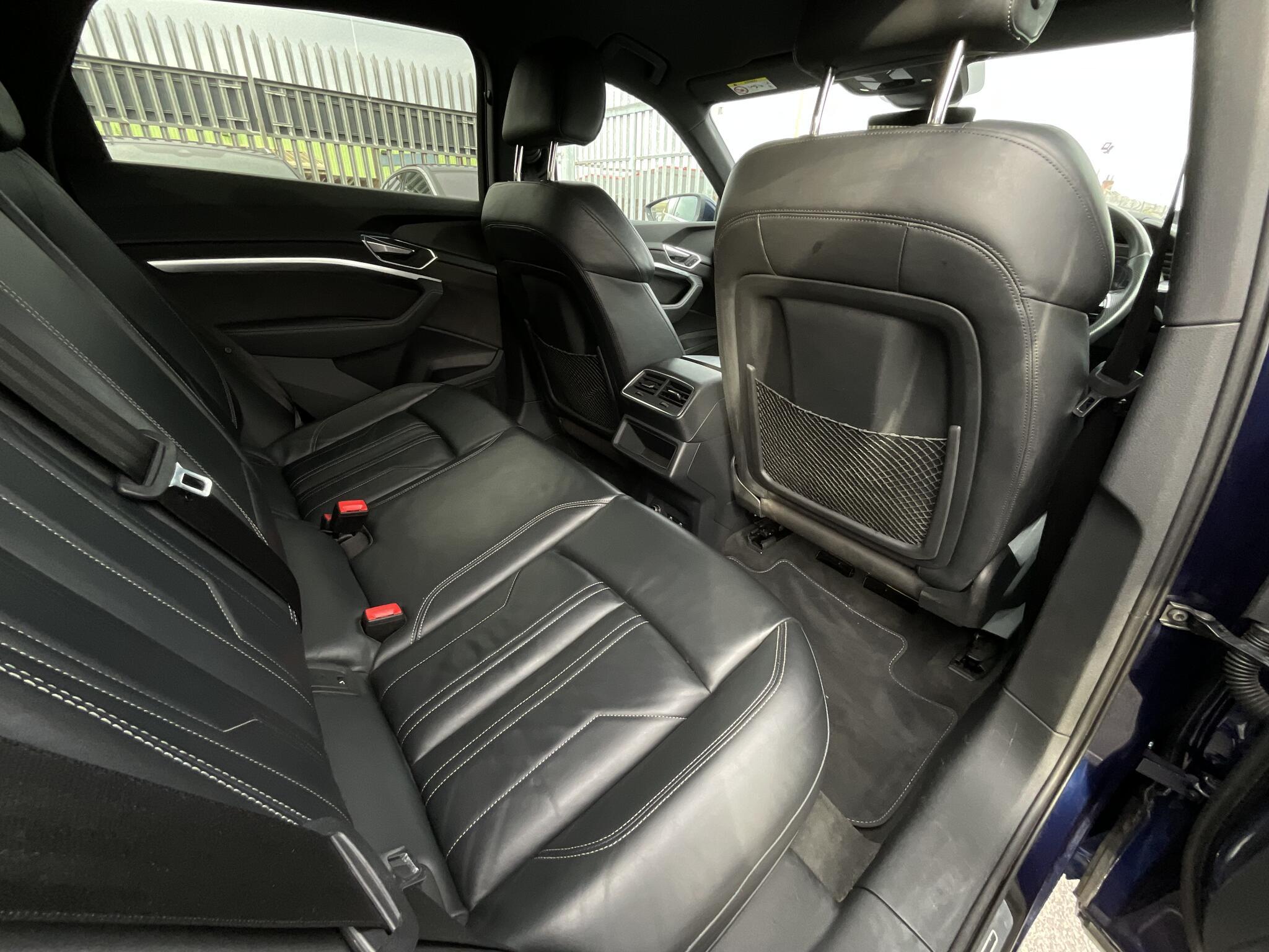 Audi E-Tron - Image 10