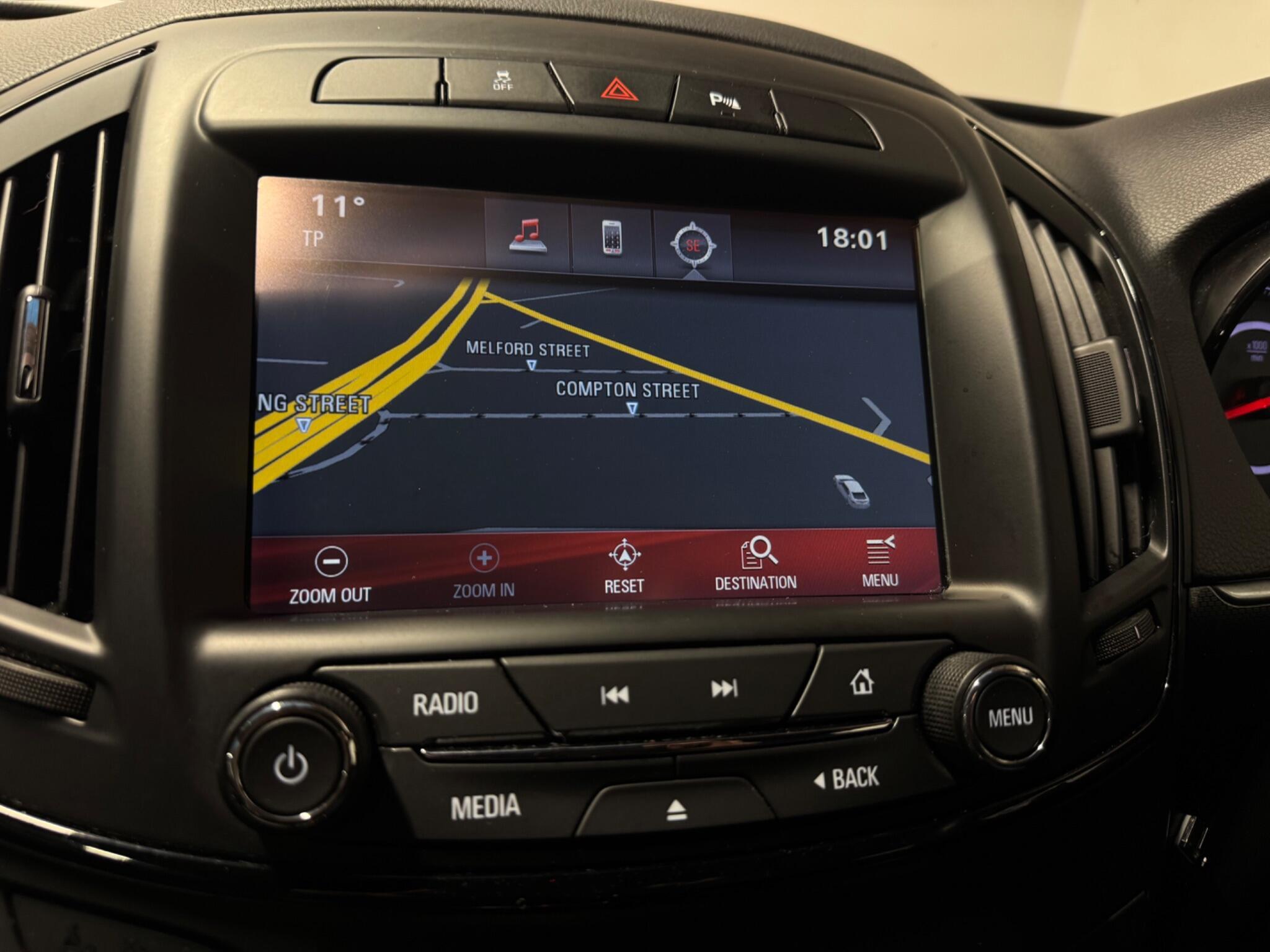 Vauxhall Insignia - Image 15