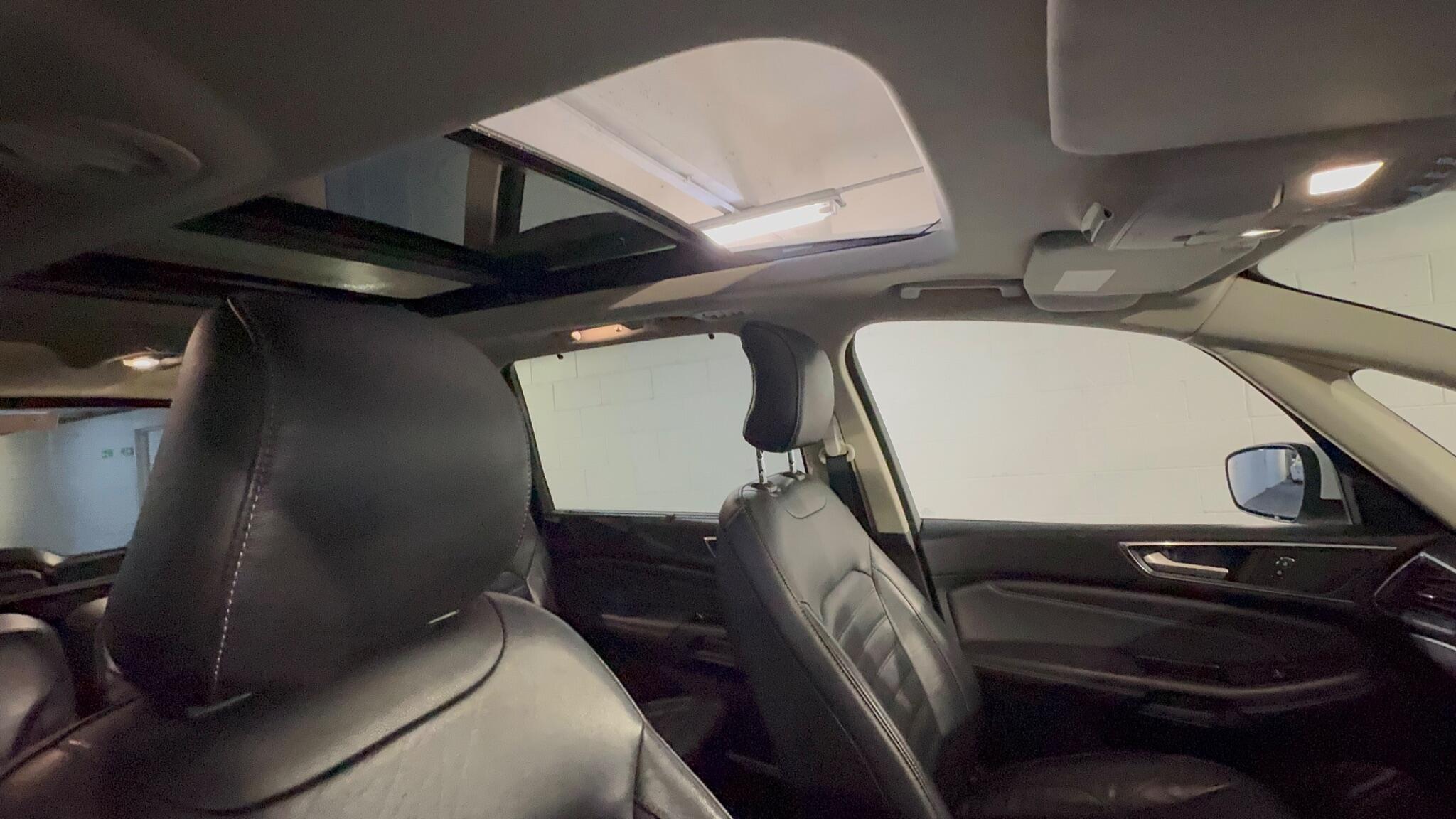 Ford Galaxy - Image 7