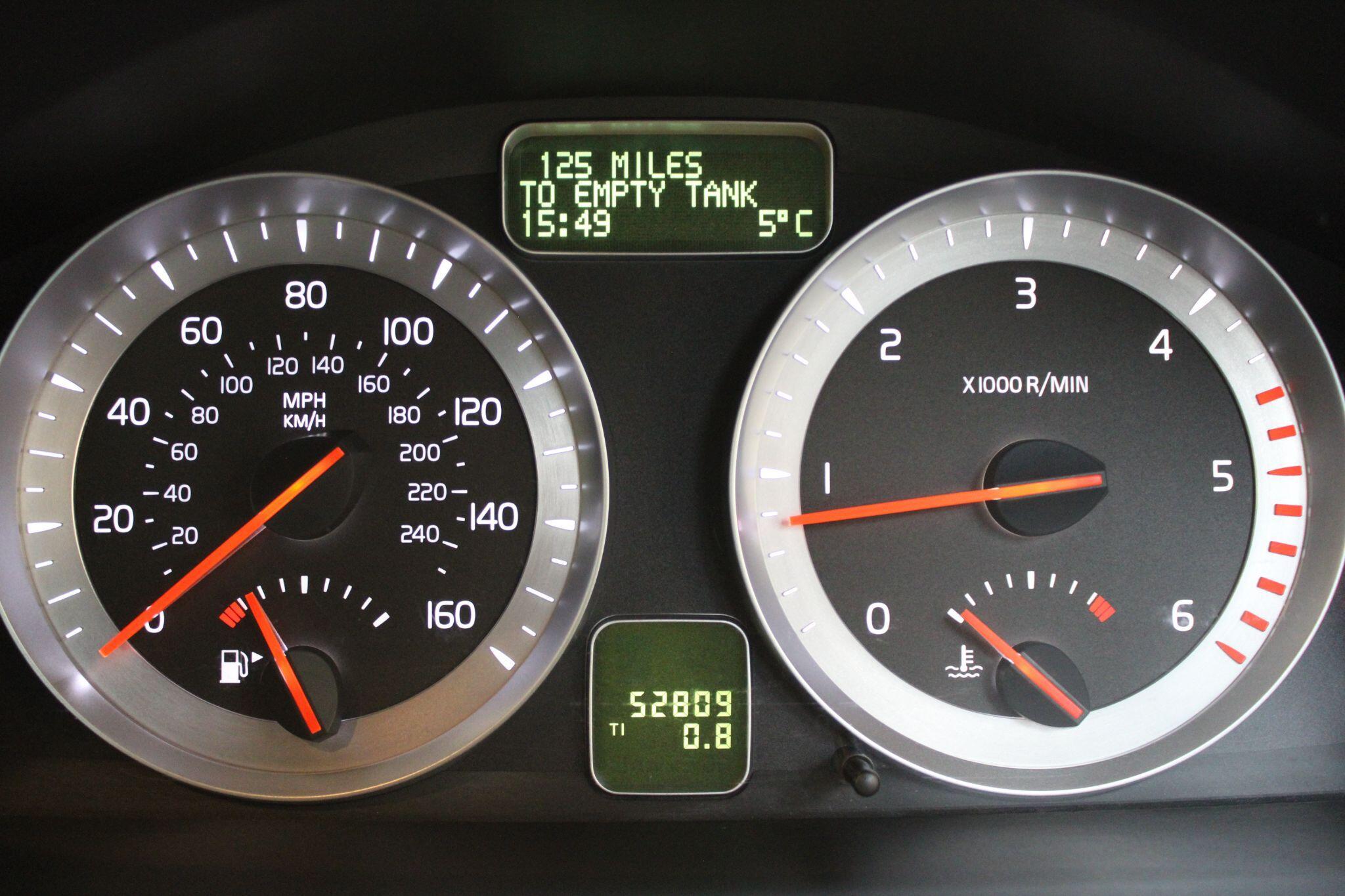 Volvo C70 - Image 45