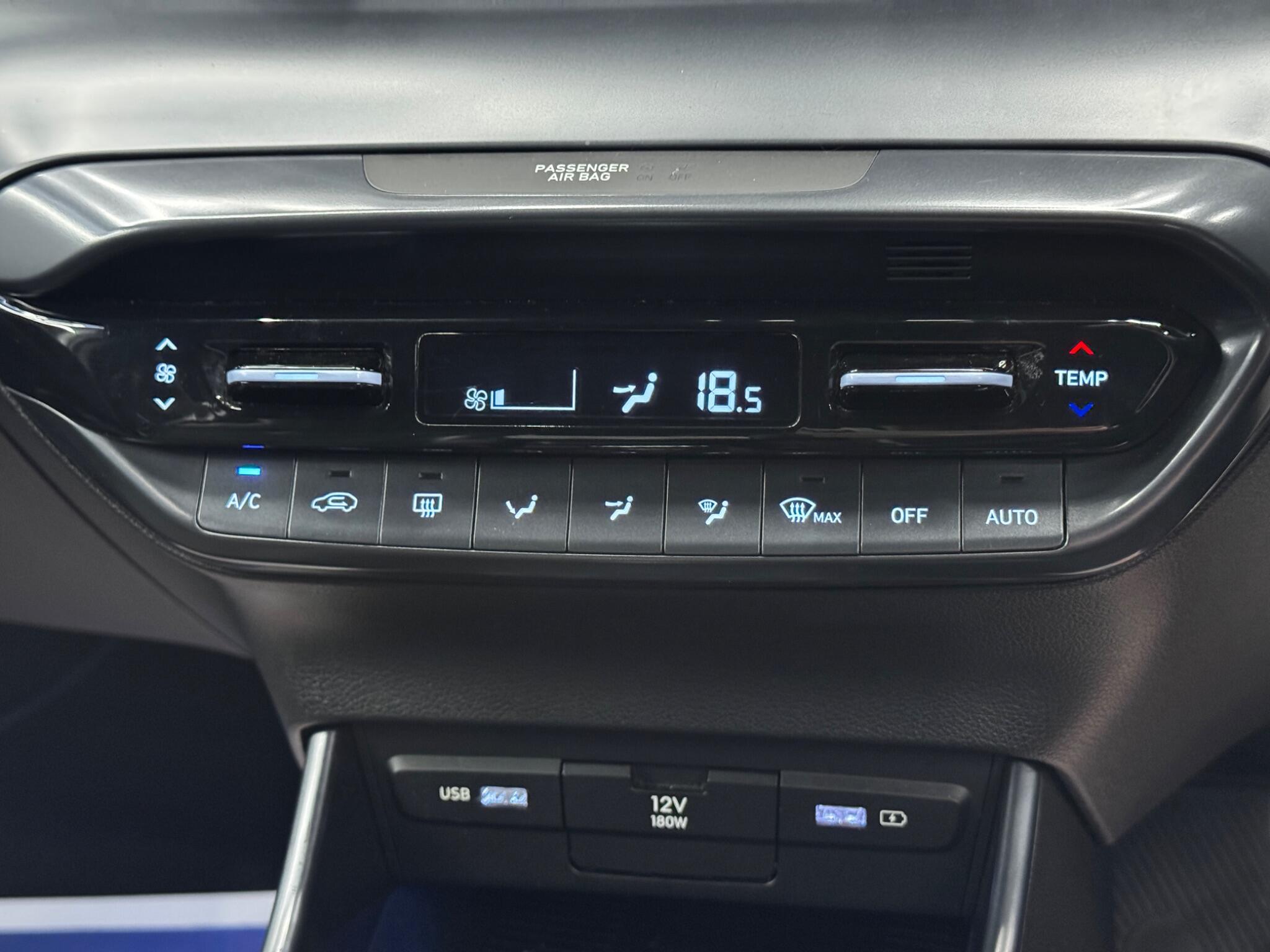 Hyundai i20 - Image 28