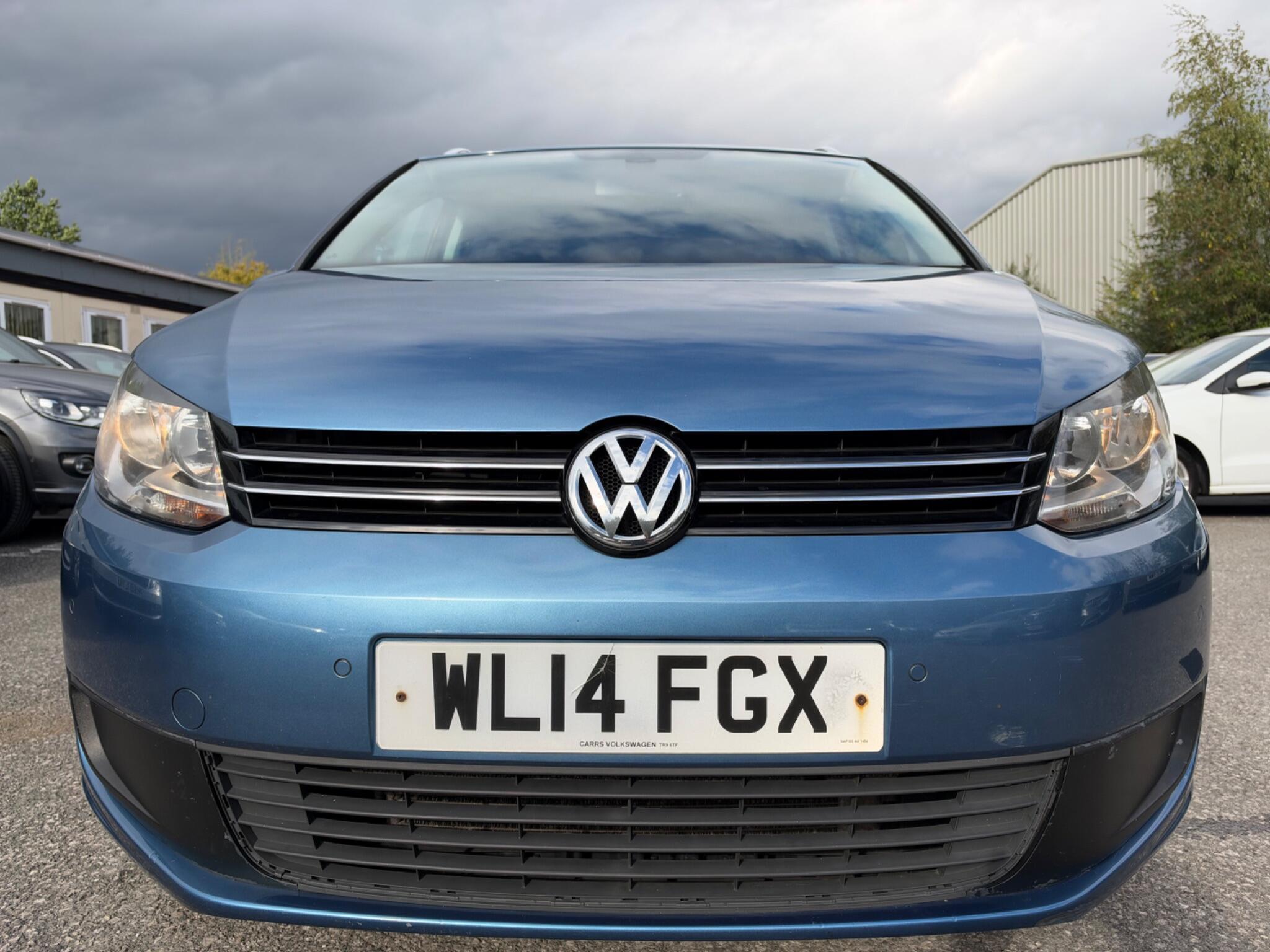 Volkswagen Touran - Image 2