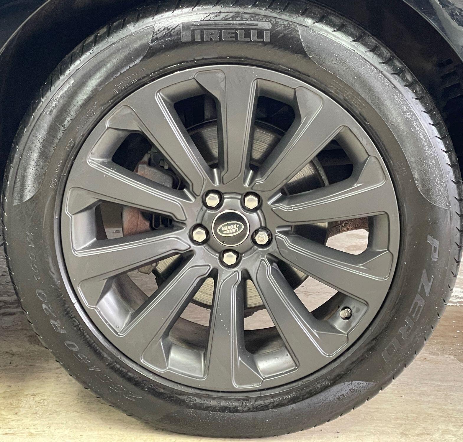 Land Rover Range Rover Velar - Image 14