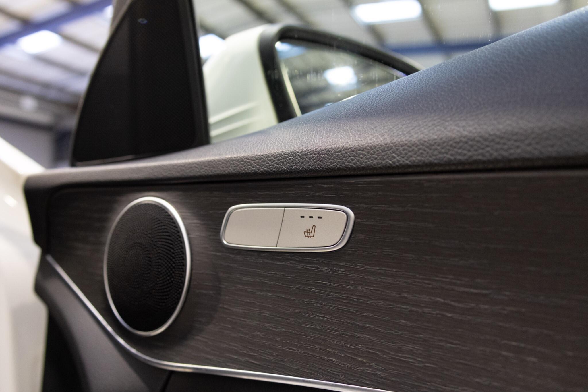 Mercedes C Class - Image 42