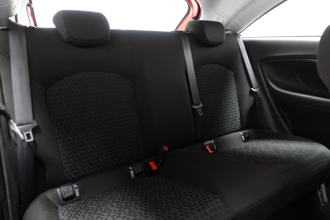 Vauxhall Corsa - Image 18