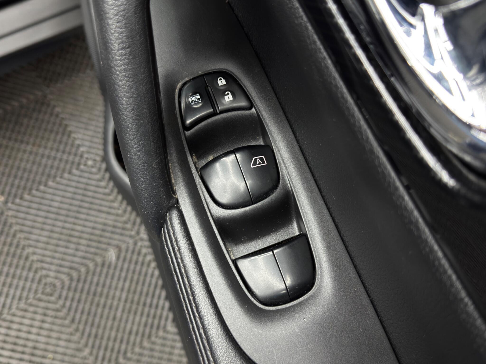 Nissan X-Trail - Image 38