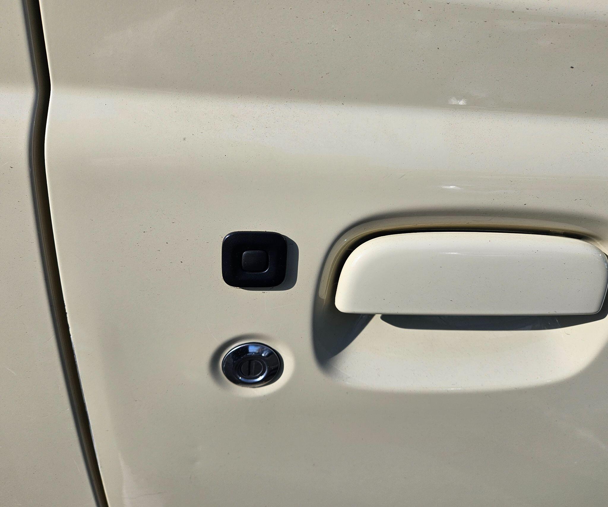 Suzuki Jimny - Image 56