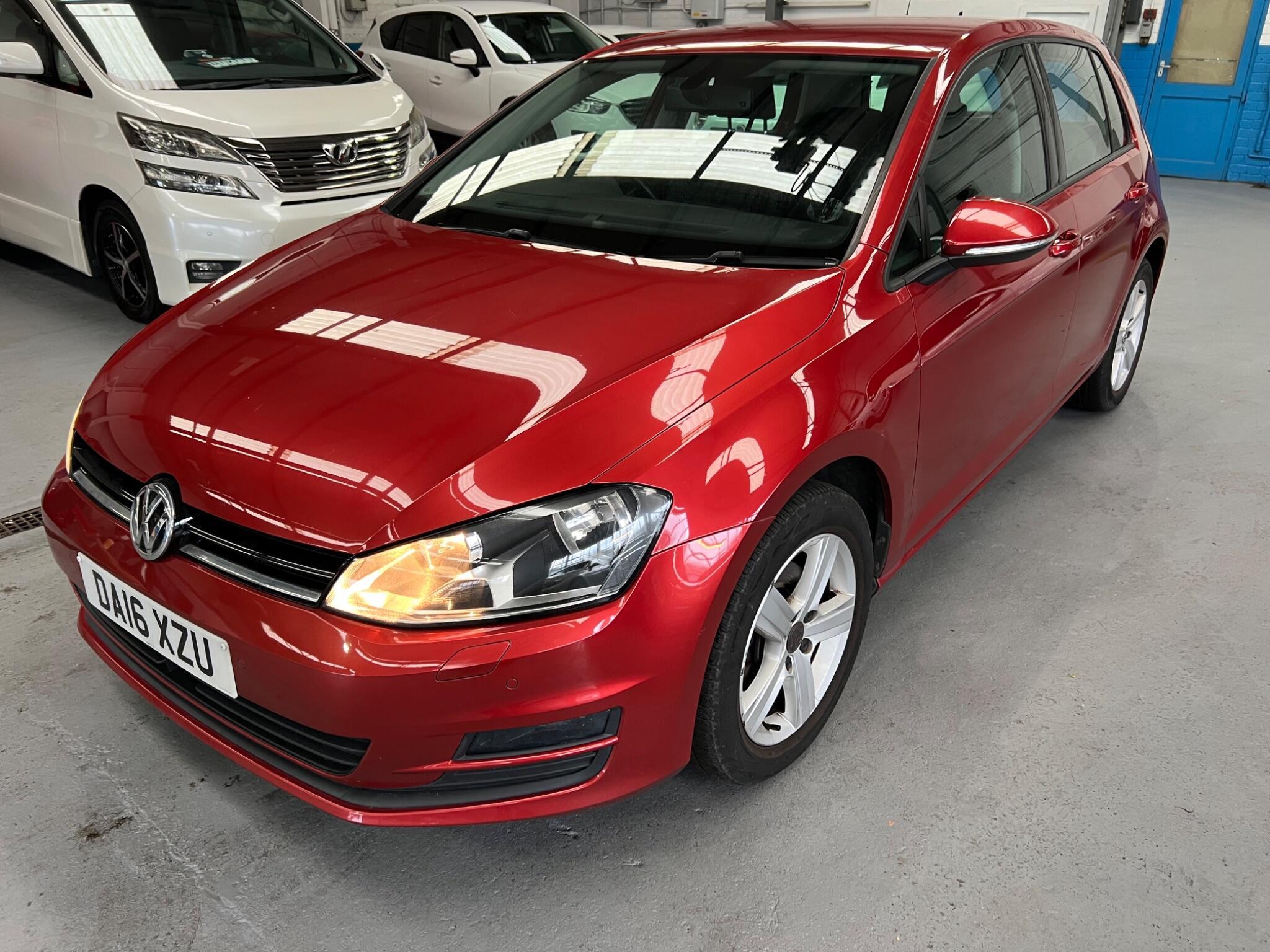 Volkswagen Golf - Image 25