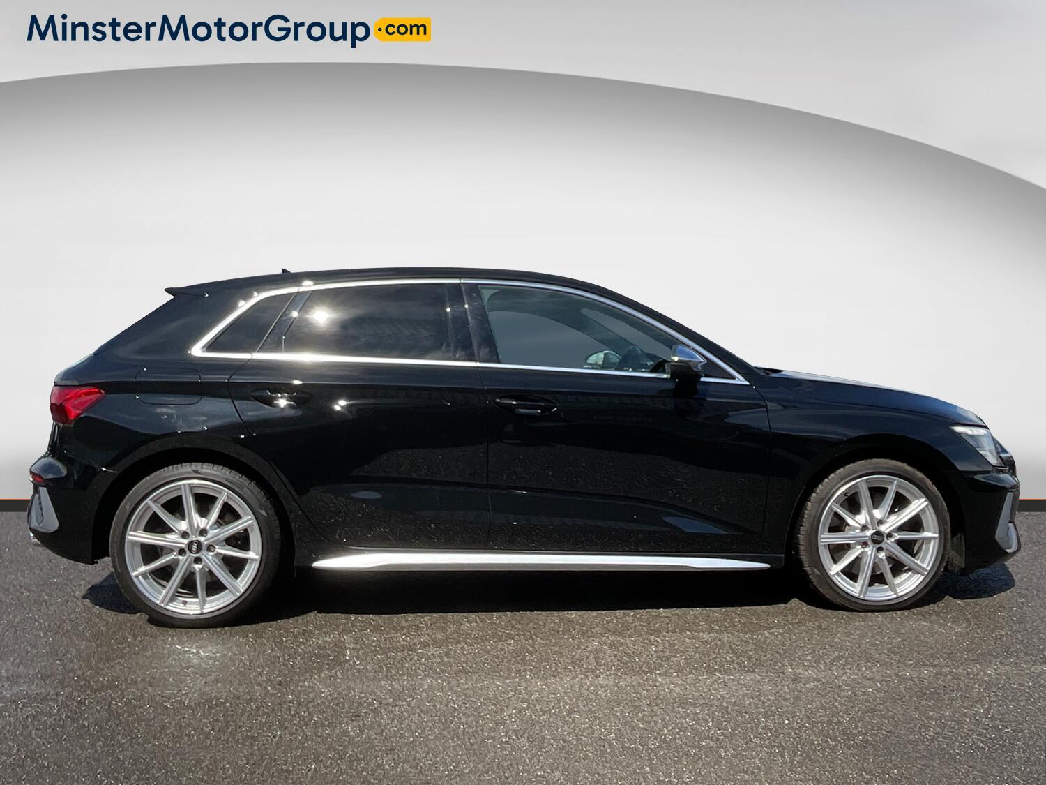 Audi S3 - Image 2
