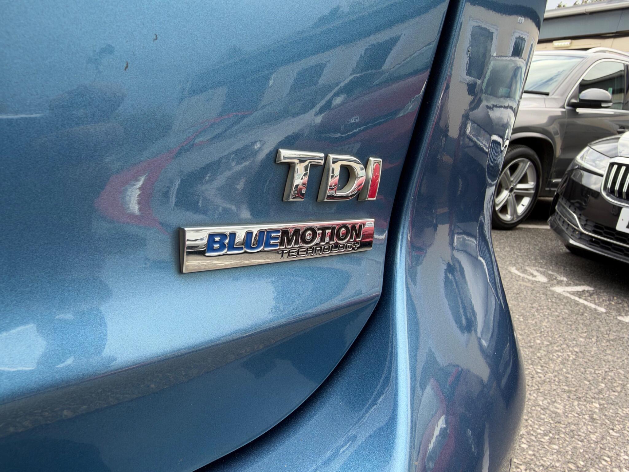 Volkswagen Touran - Image 13
