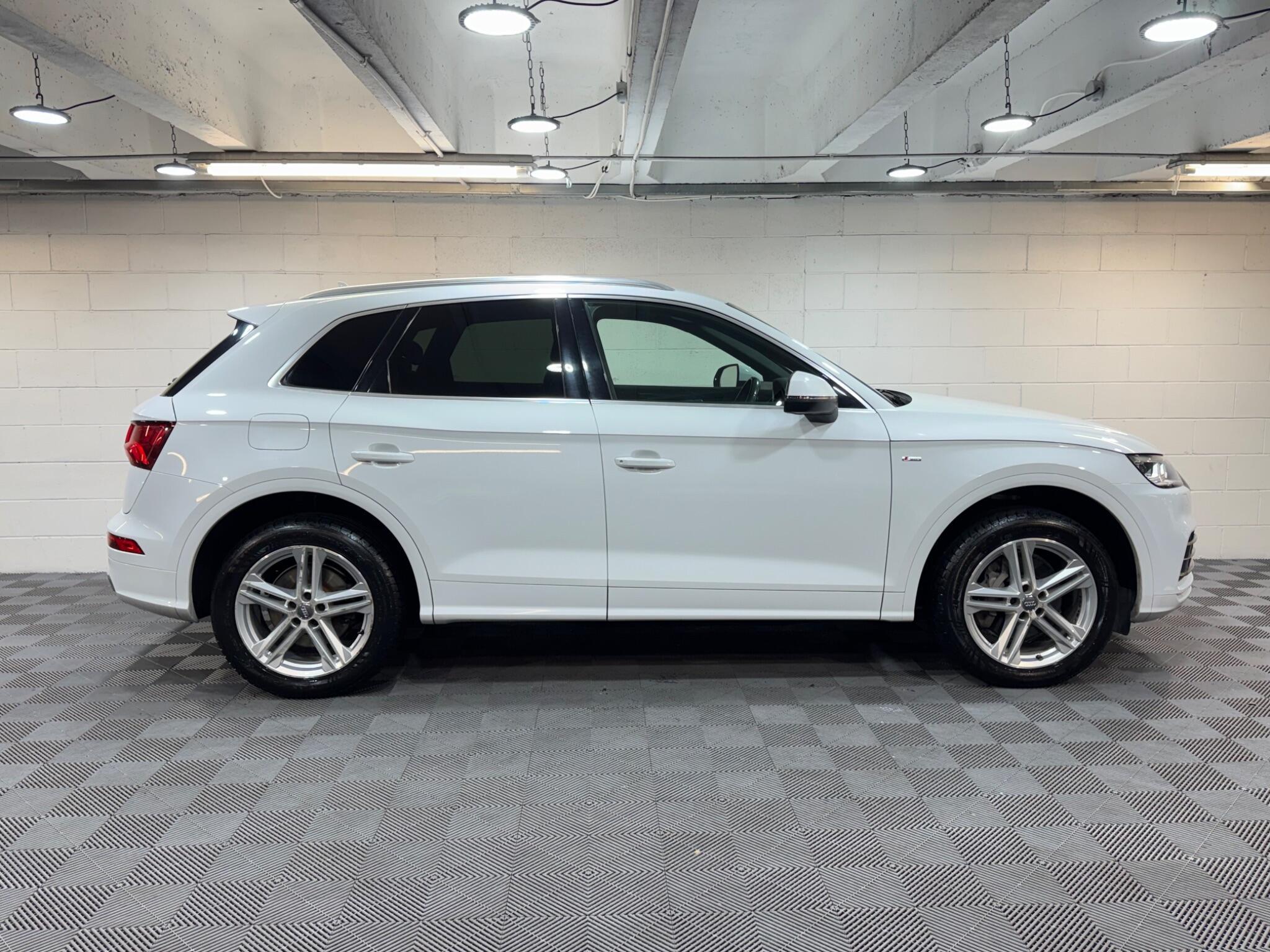 Audi Q5 - Image 5