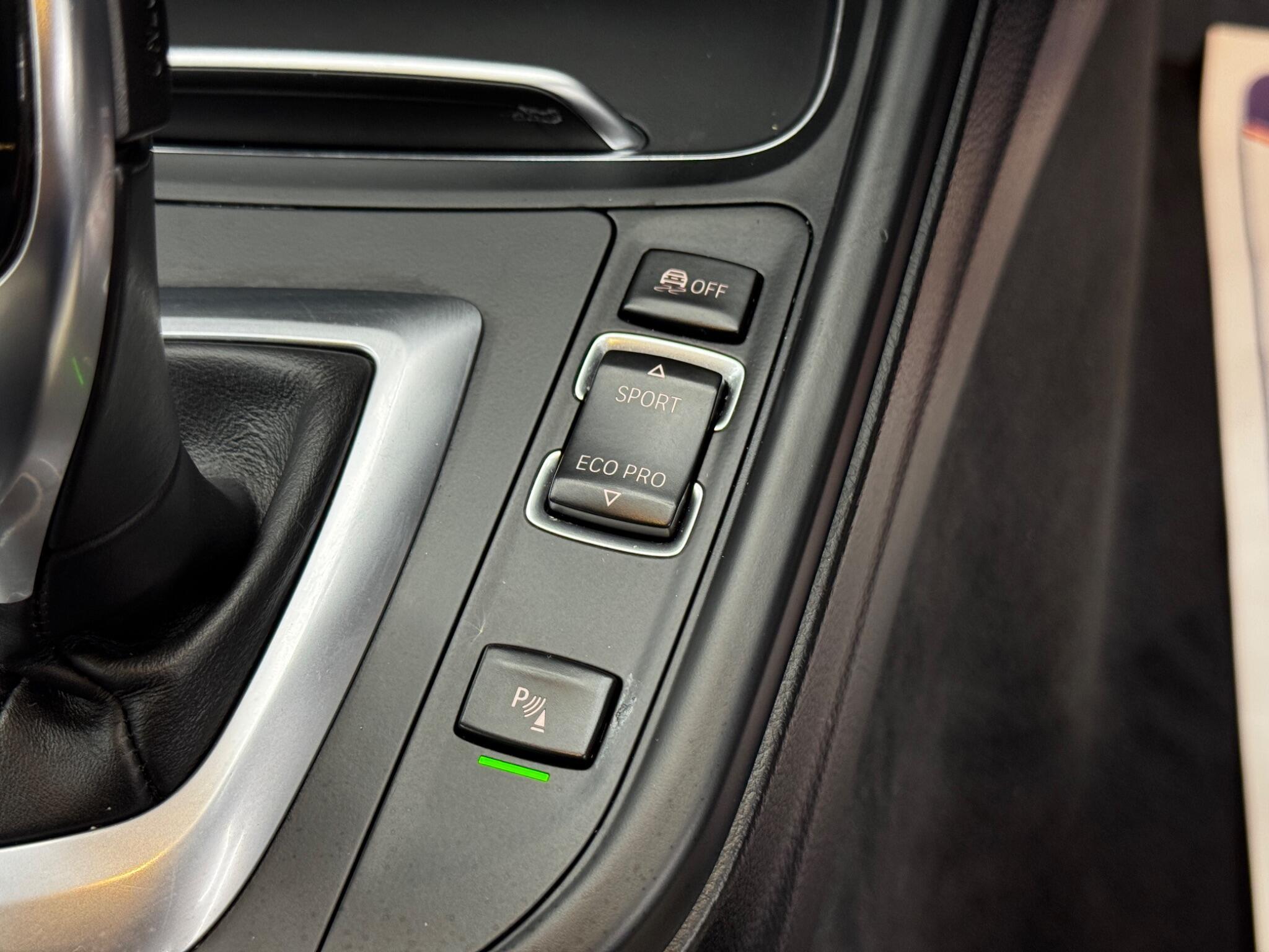 BMW 4 SERIES GRAN COUPE - Image 26