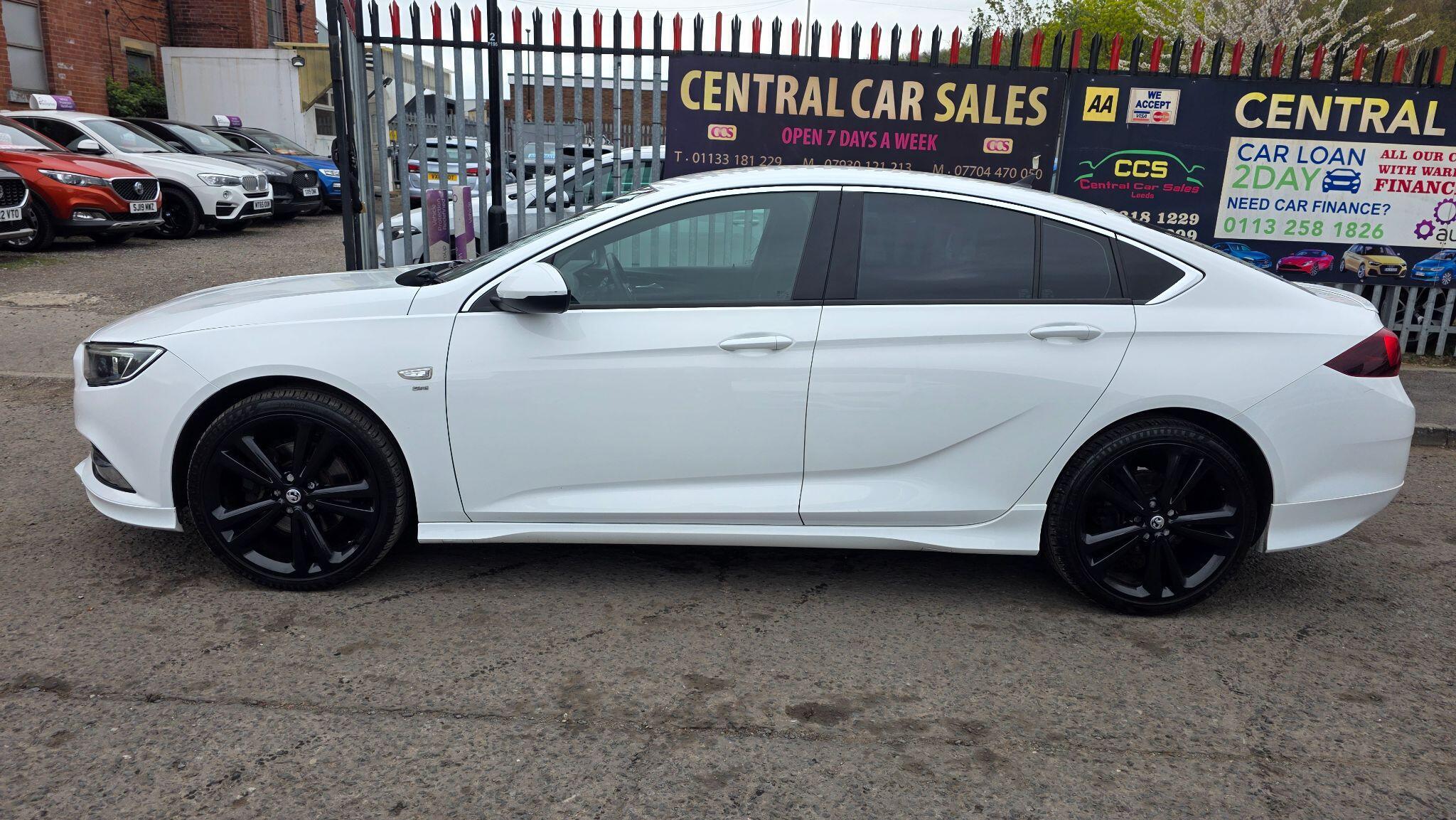 Vauxhall Insignia - Image 16