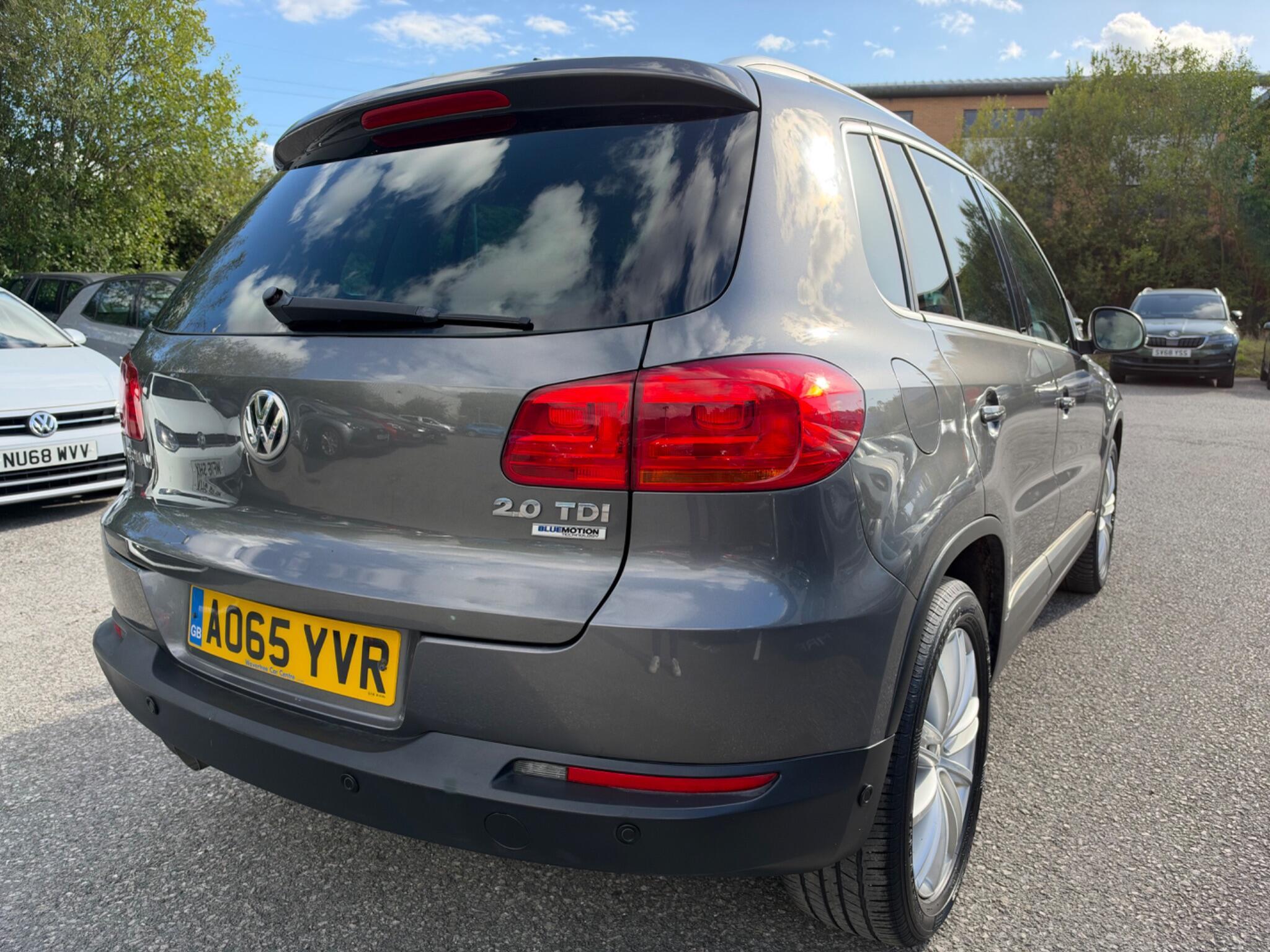 Volkswagen Tiguan - Image 16