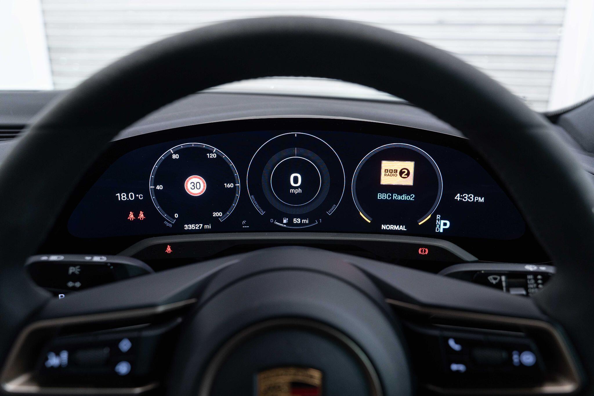 Porsche Taycan - Image 35