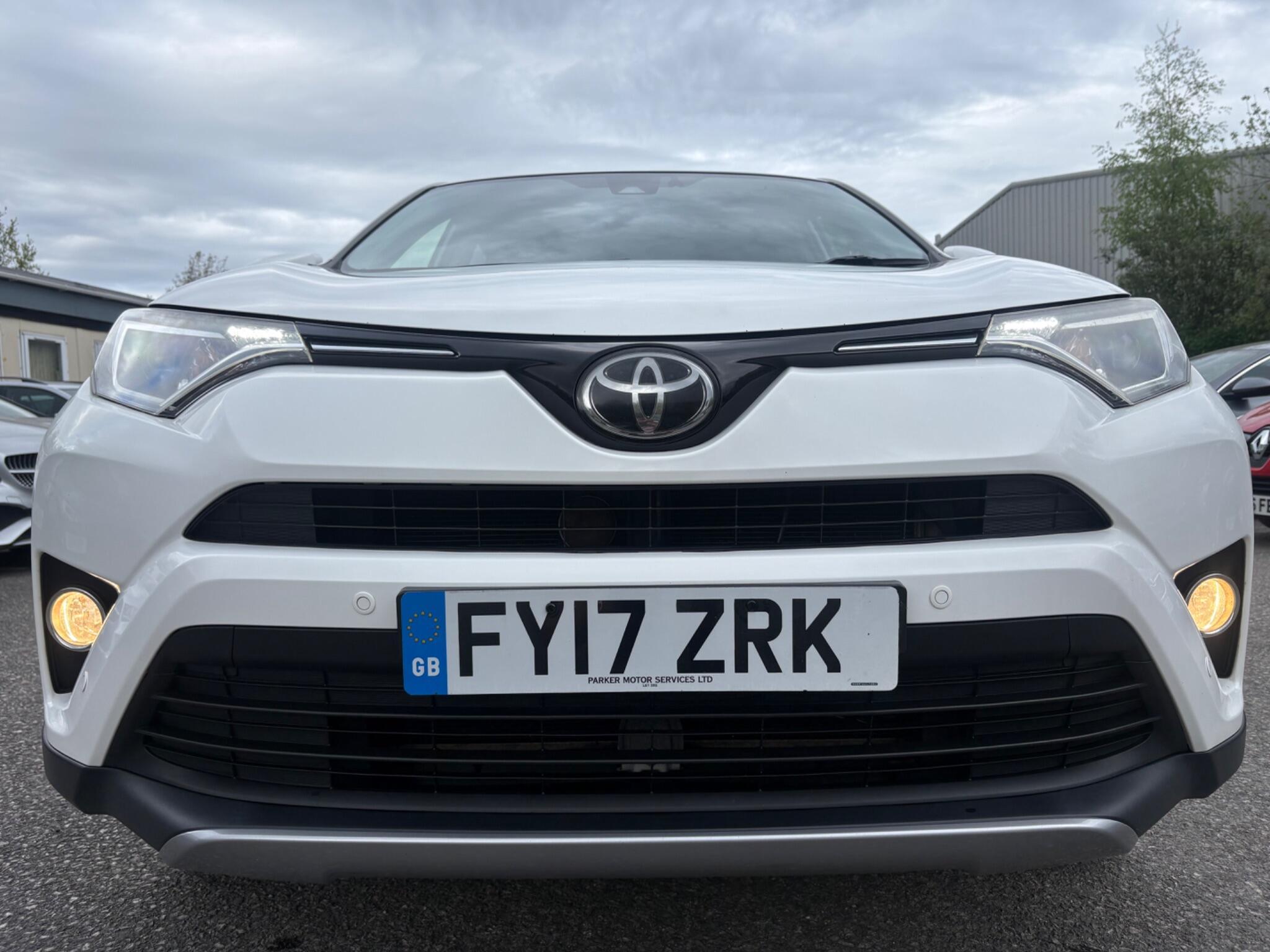 Toyota RAV4 - Image 3