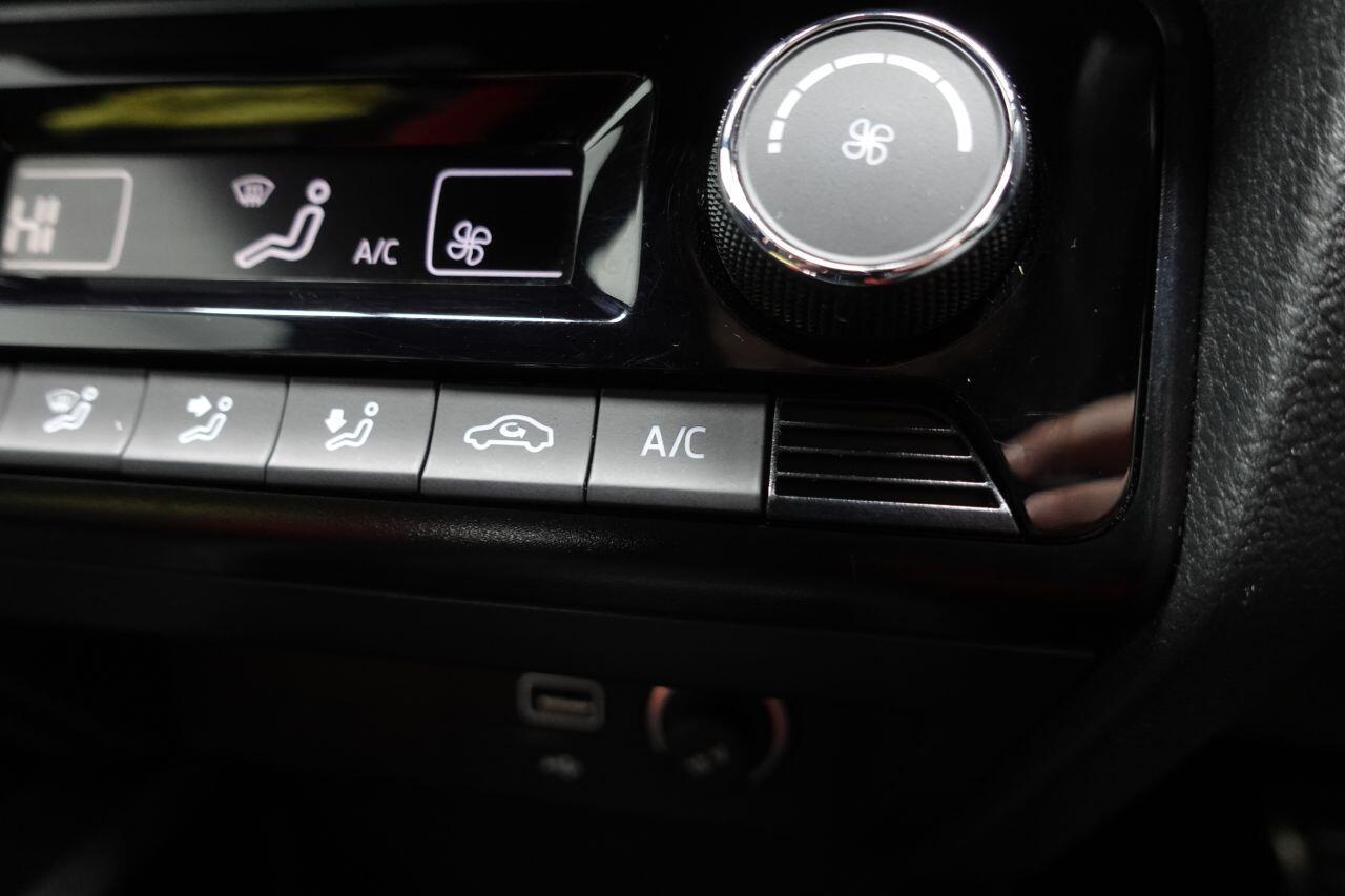 Skoda Fabia - Image 38